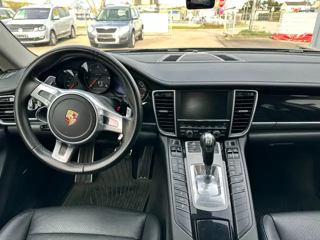 Porsche Panamera 3.0 Diesel Black Edition