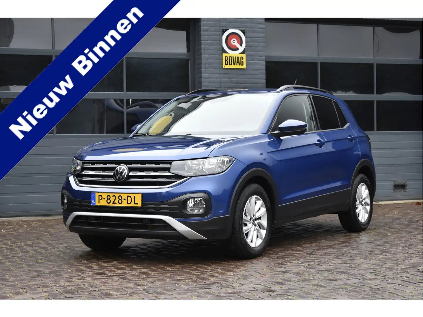 Volkswagen T-Cross 1.0 TSI Life Automaat Blauw - 1