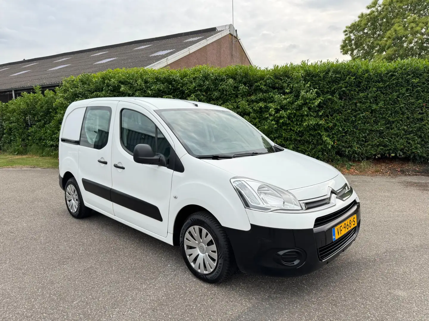 Citroen Berlingo 1.6 HDI - AIRCO - 3 ZITS - EURO 5 - MARGE Blanco - 1