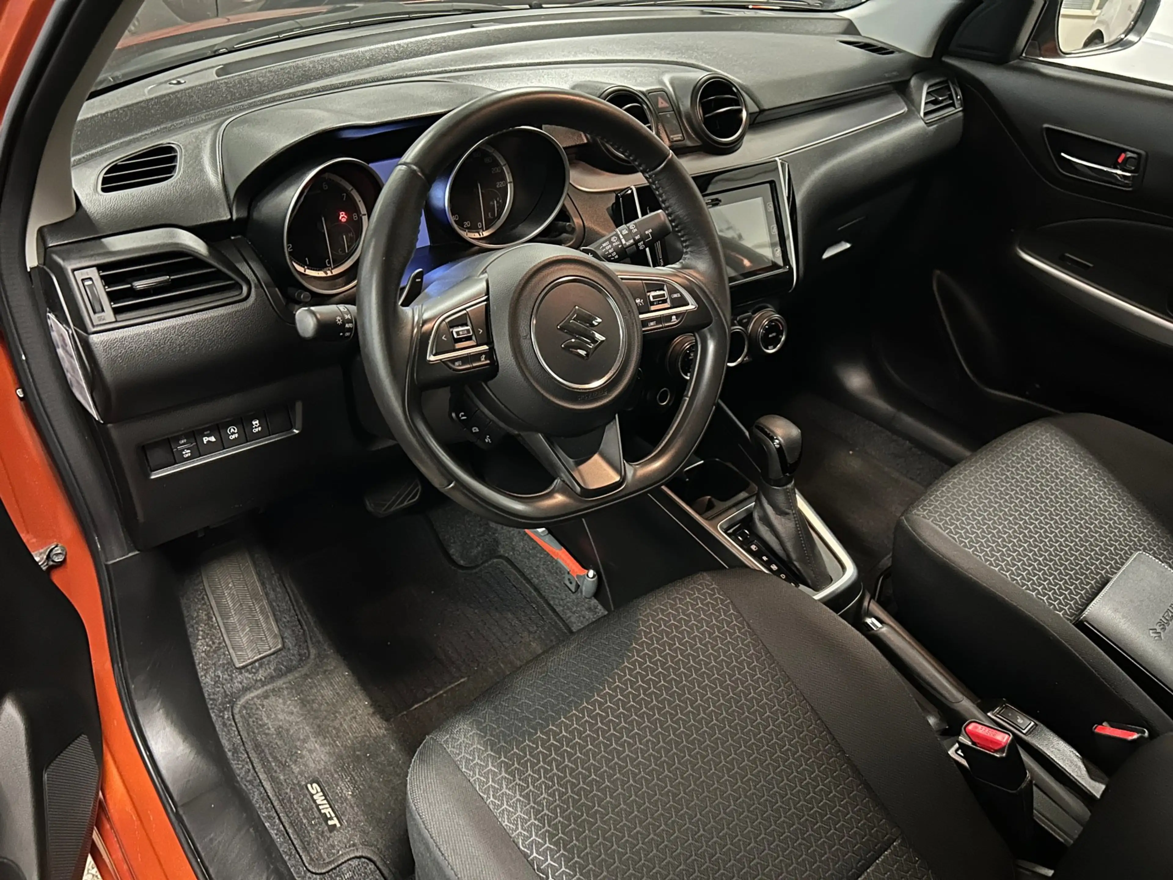 Suzuki Swift 1.2 Style Smart Hybrid Automaat | Carplay| Trekhaa — photo 20