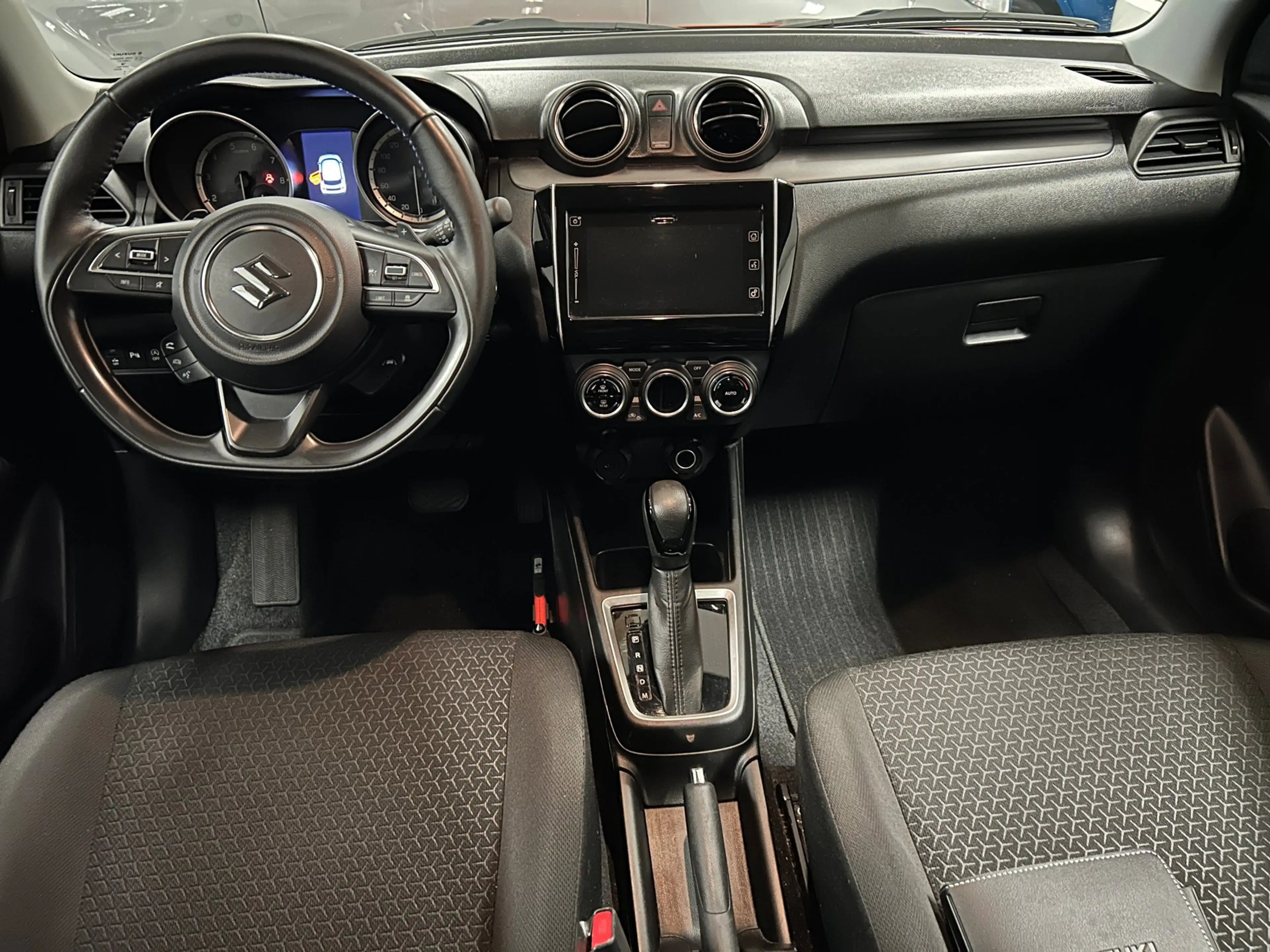 Suzuki Swift 1.2 Style Smart Hybrid Automaat | Carplay| Trekhaa — photo 24