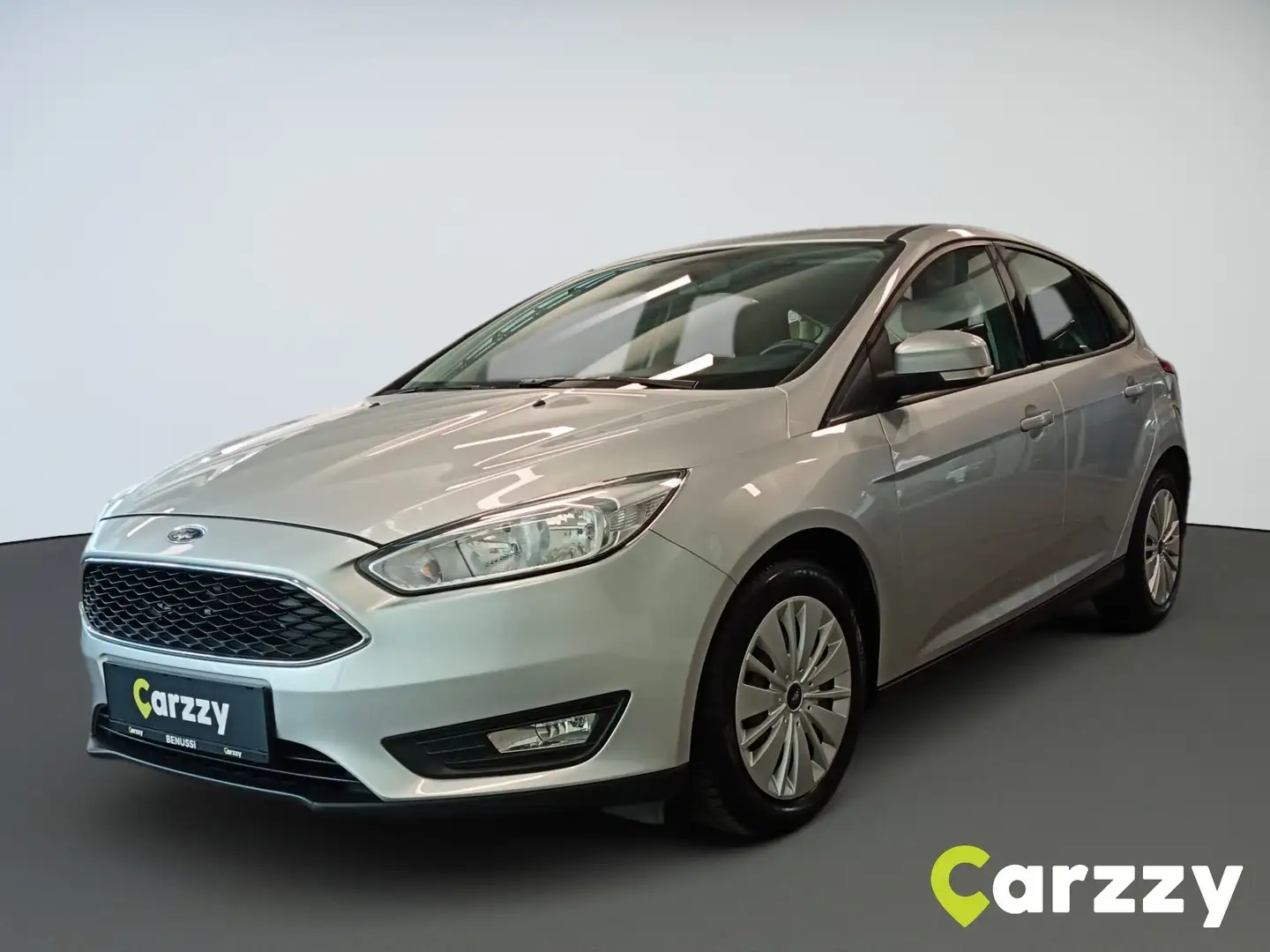 Ford Focus Trend Zilver - 1