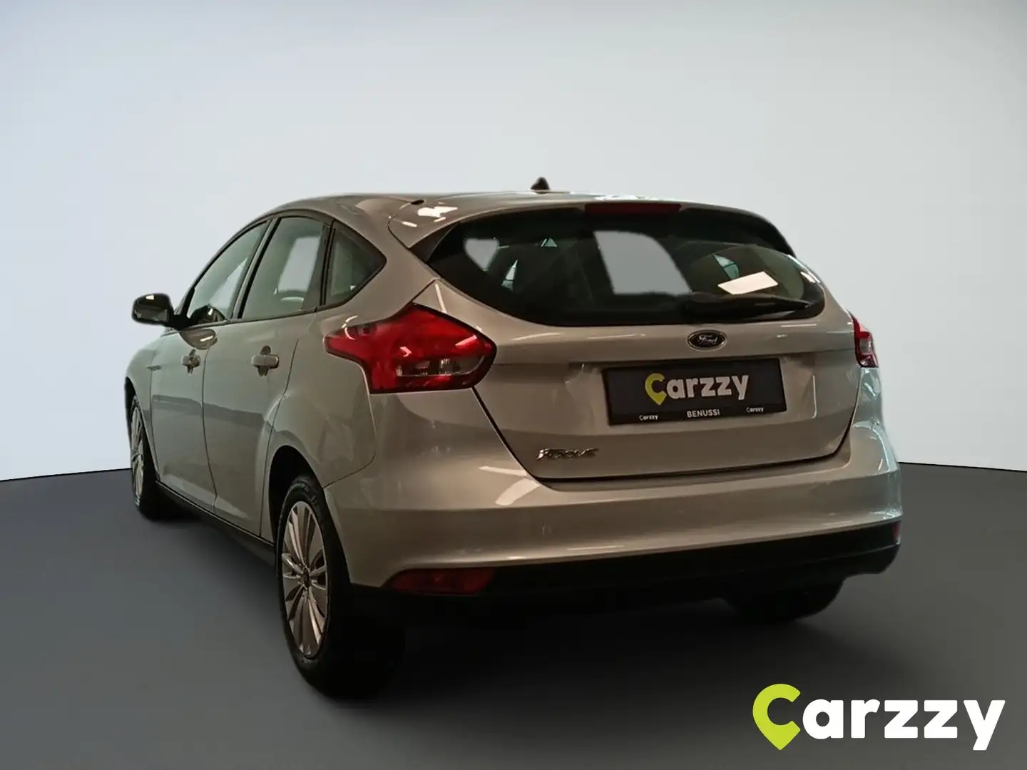 Ford Focus Trend Zilver - 2
