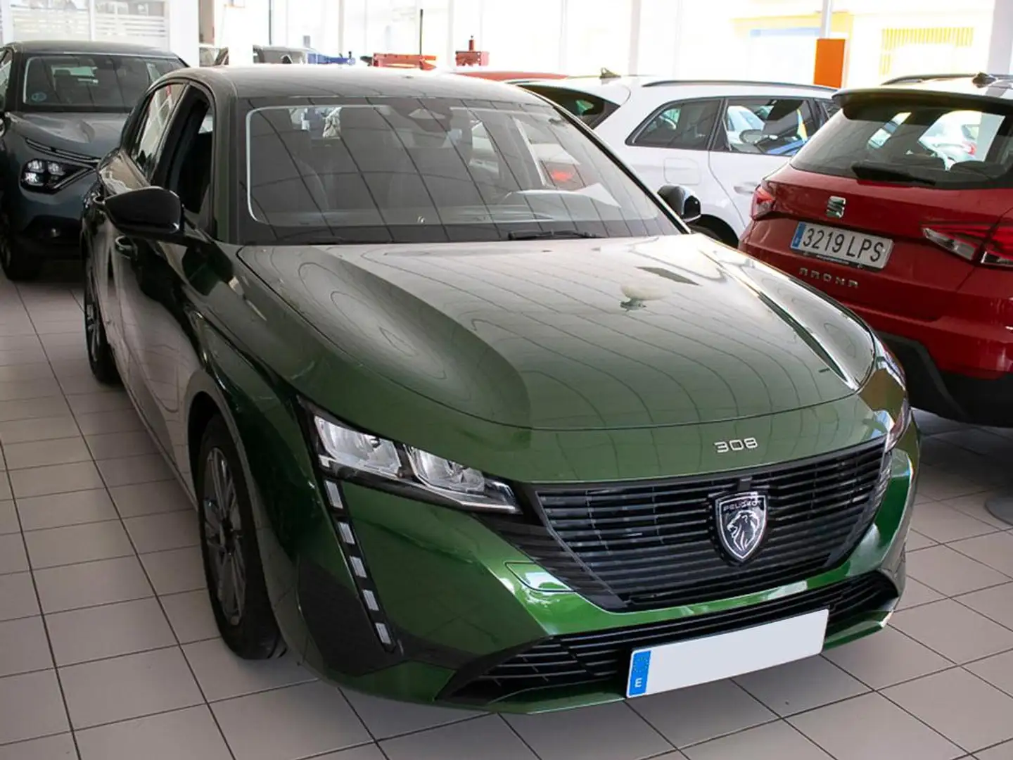 Peugeot 308 1.2 PURETECH 130 ACTIVE PACK 5P Verde - 1