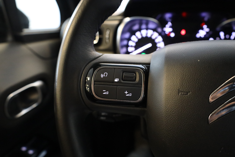 Citroen C3 PT 110 Shine 17" All season | Camera | Parkeer Sen — photo 14