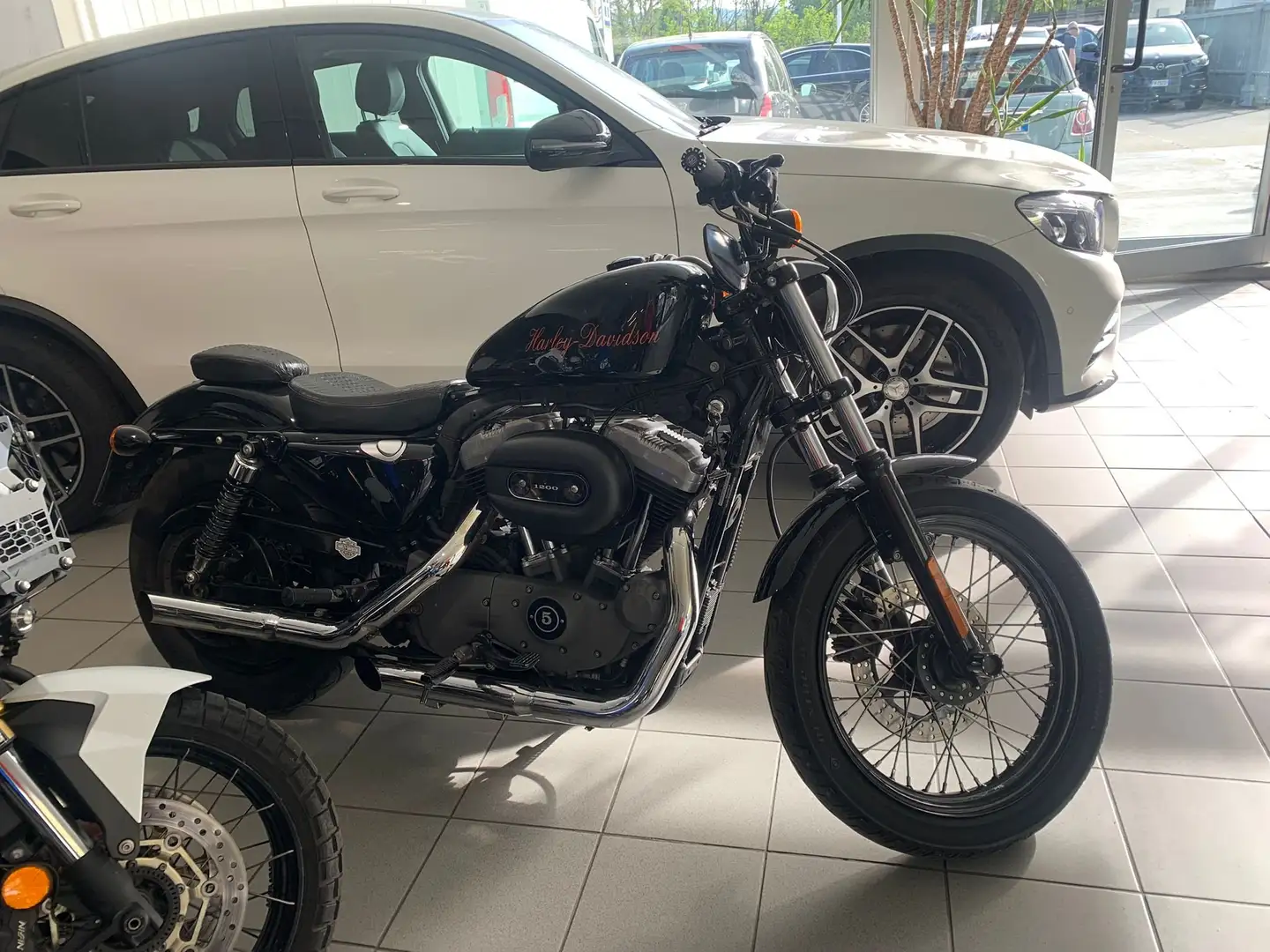 Harley-Davidson XL 1200 Siyah - 2