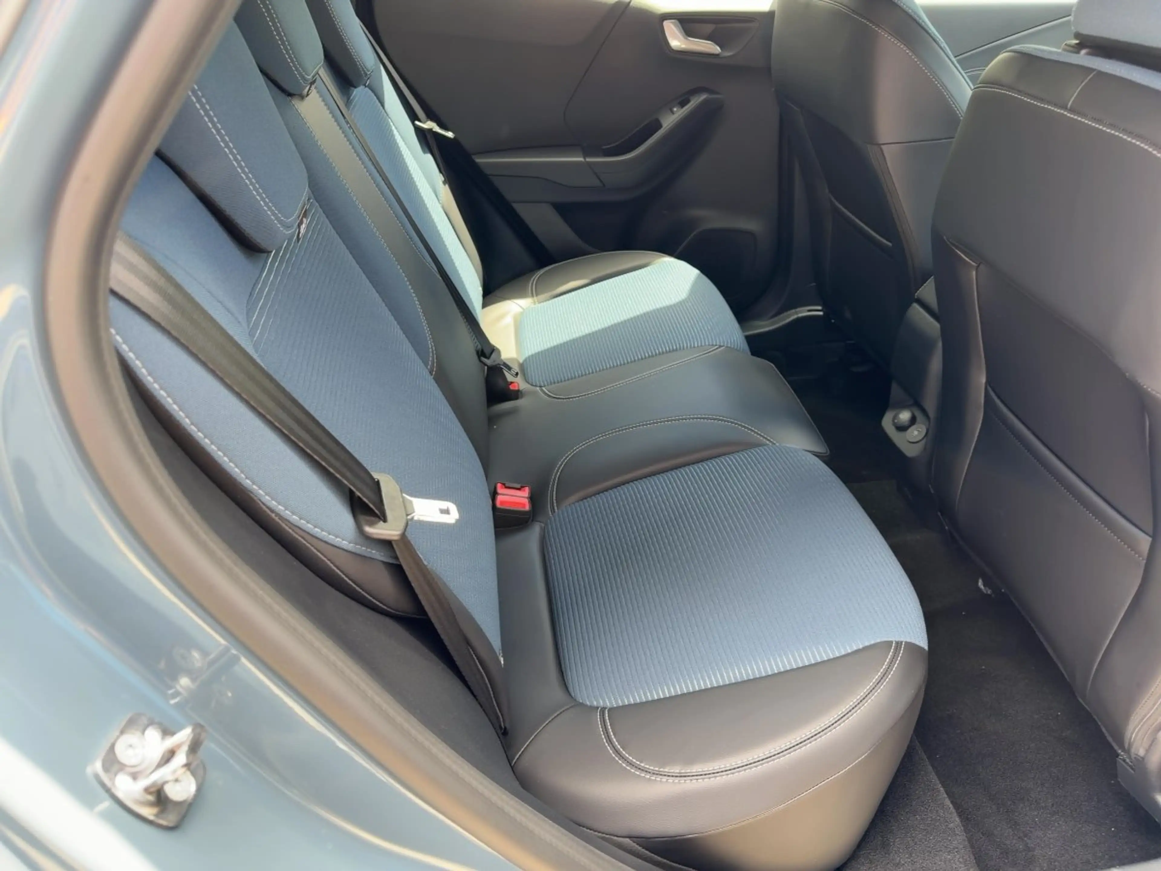 Ford Puma 1.0 EcoBoost Bluecruise Edition ACC LED Navi — photo 11