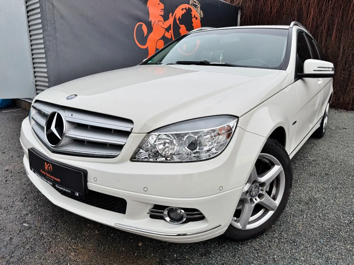 Mercedes-Benz C 250 #TÜV#SERVICE#8.FACH-BER#KLIMA#MULTIMEDIA Weiß - 2
