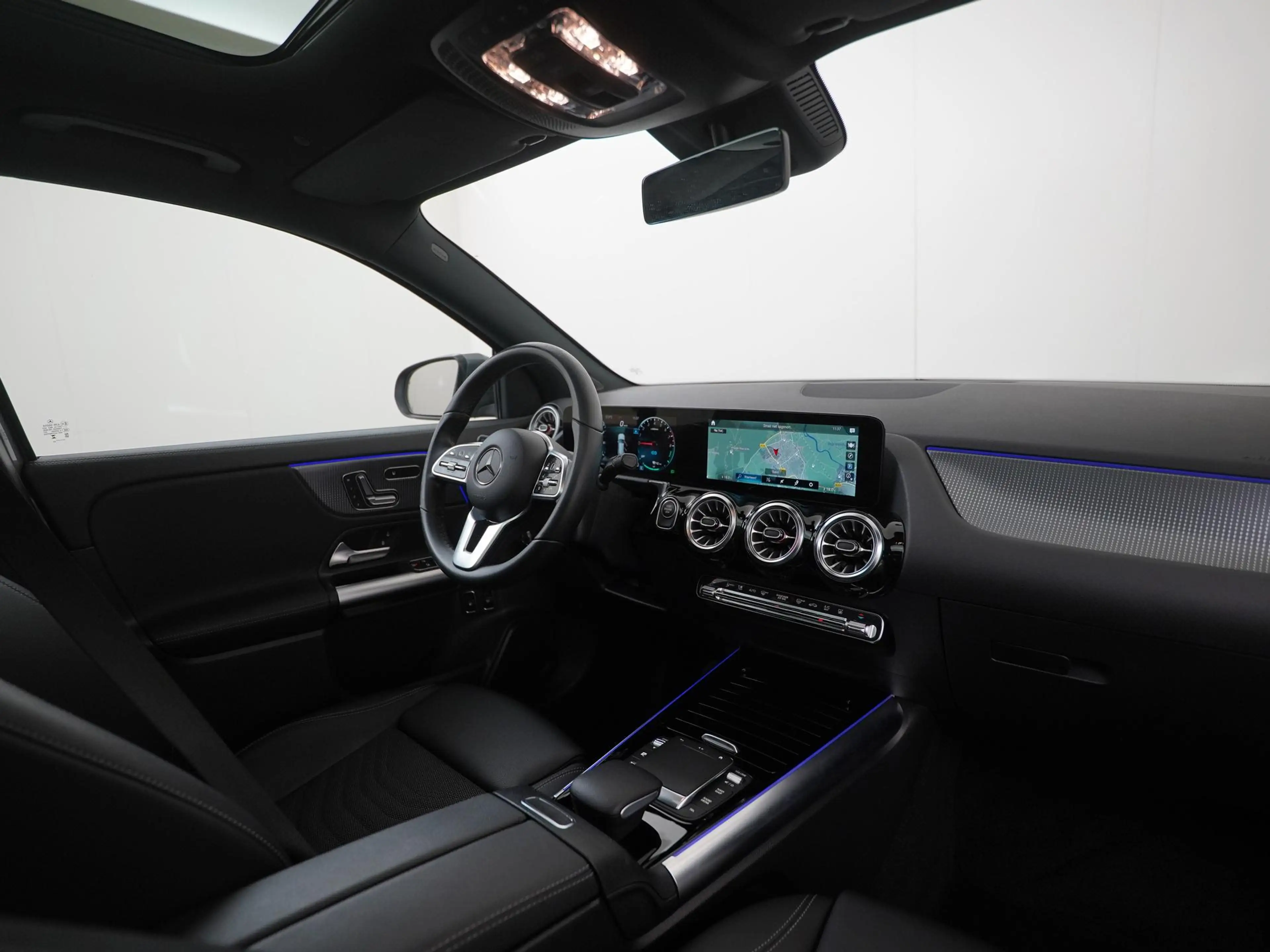 Mercedes-Benz GLA 250 250e Progressive | Panoramadak | Memory stoel | Wi — photo 2