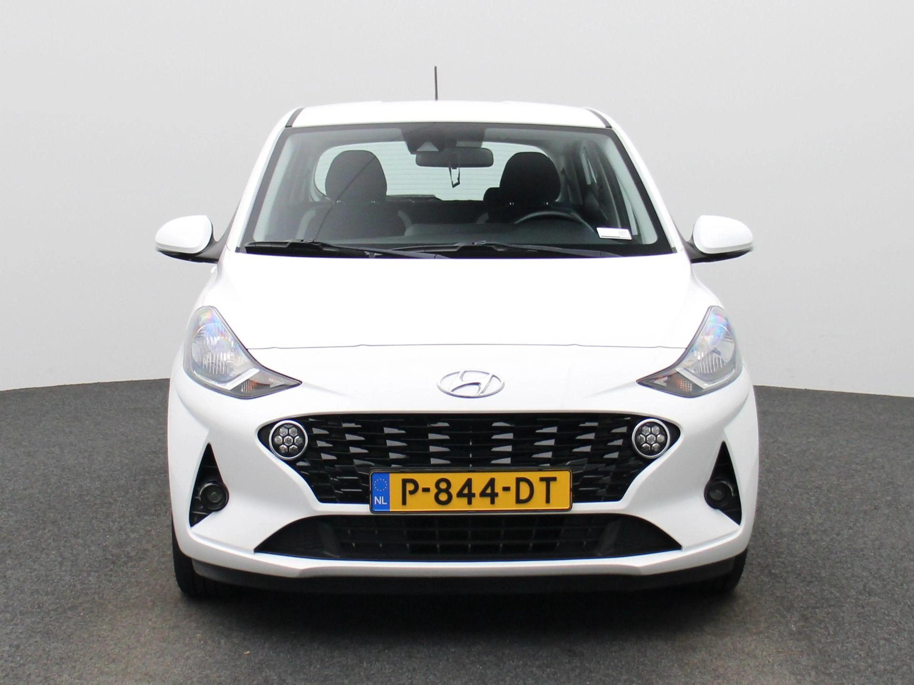 Hyundai i10 1.0 Comfort — photo 3