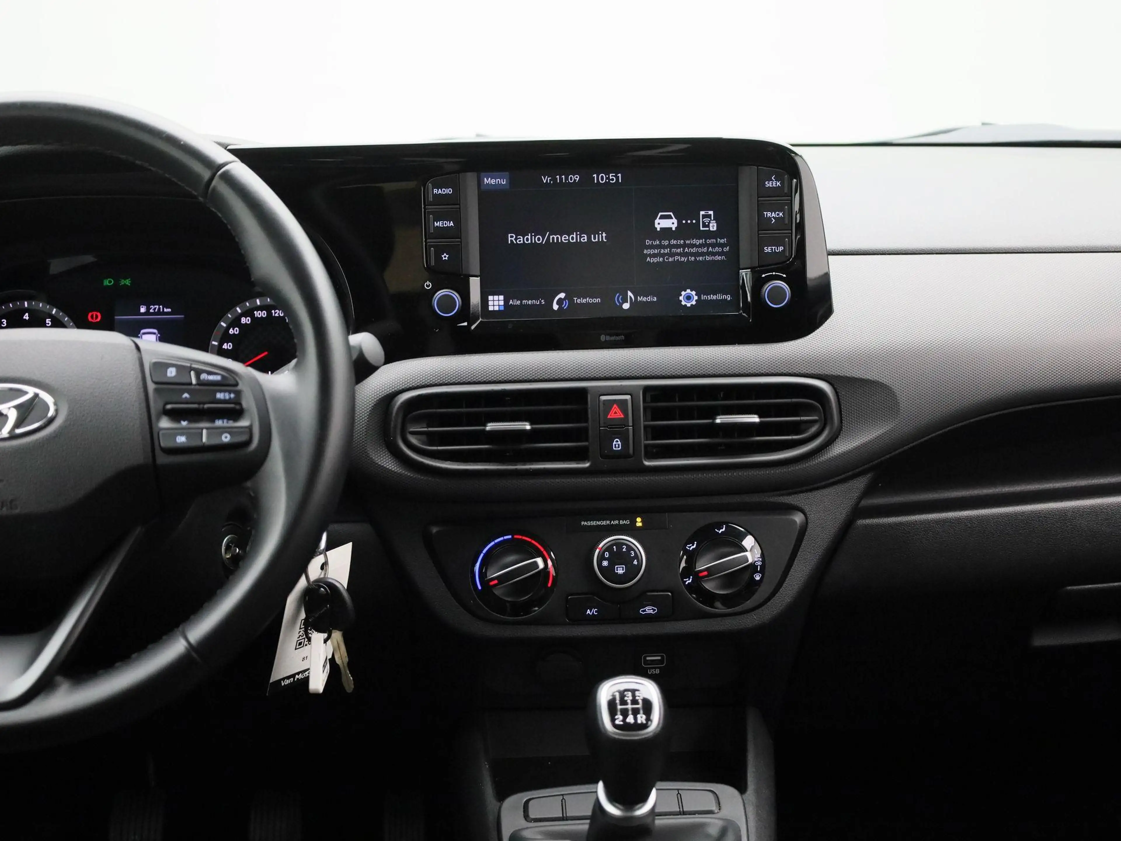 Hyundai i10 1.0 Comfort — photo 8