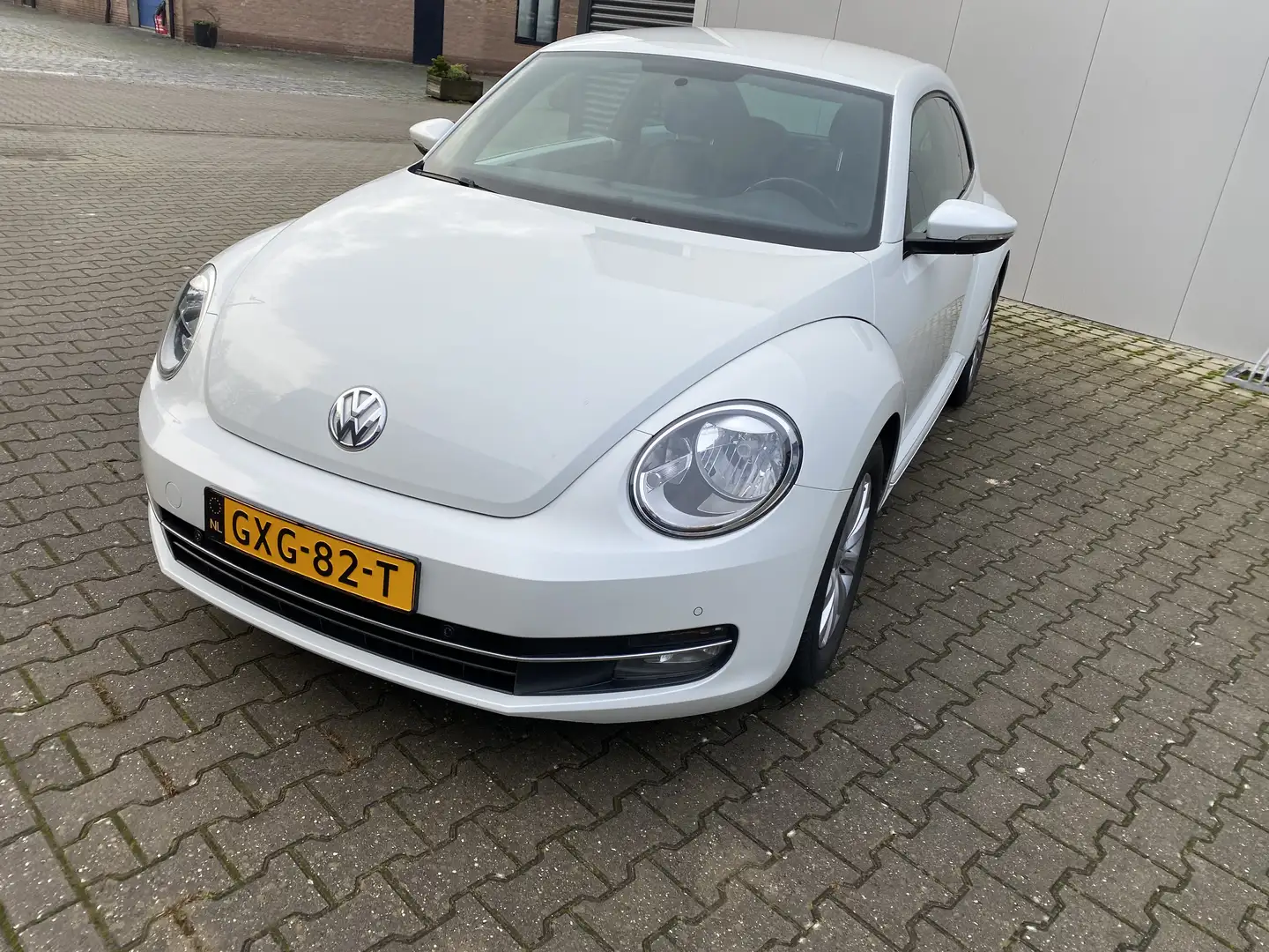 Volkswagen Beetle 1.2 TSI Design BlueM Wit - 1