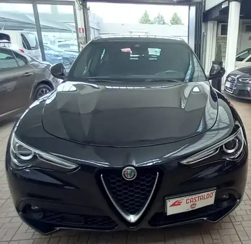 Alfa Romeo Stelvio 2.2 Turbodiesel 160 CV AT8 RWD Business