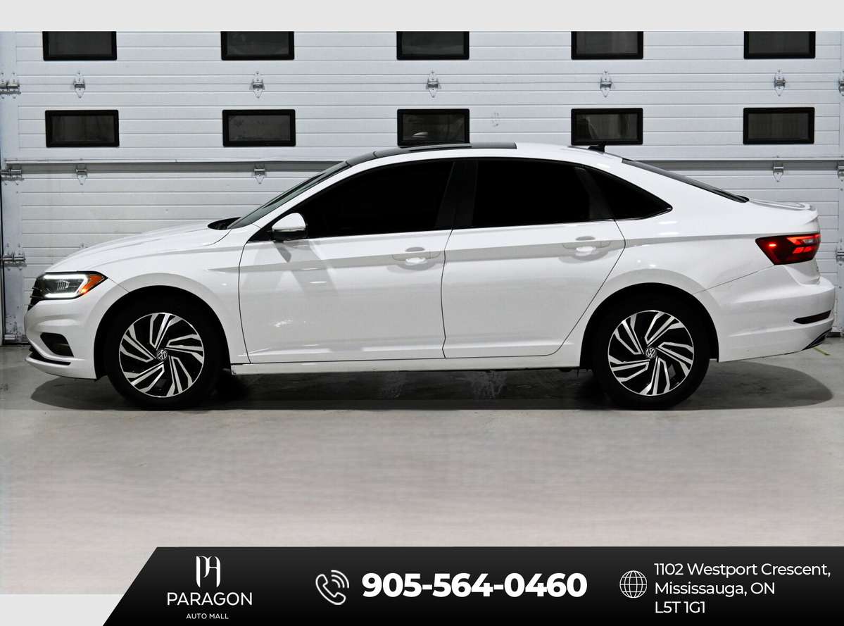 2021 Volkswagen Jetta Execline | SUNROOF | CARPLAY | HEATED SEATS | DIGI — снимка 1