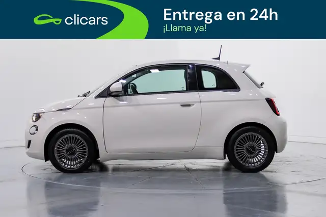 Fiat 500e view 8