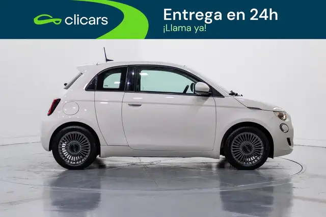 Fiat 500e view 7