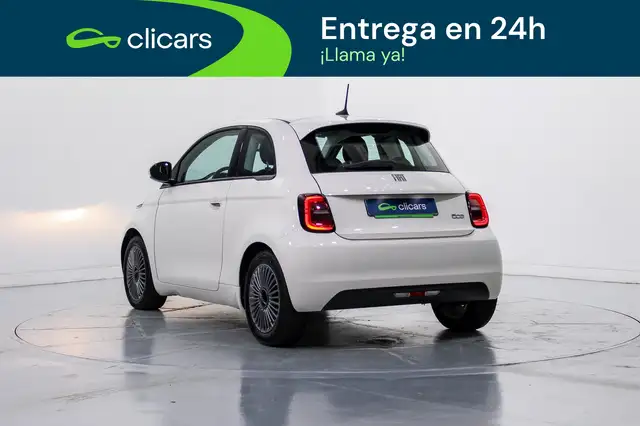 Fiat 500e view 9