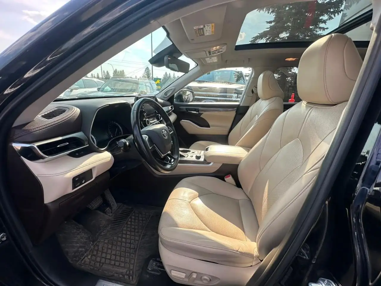 Toyota Highlander снимка Toyota Highlander