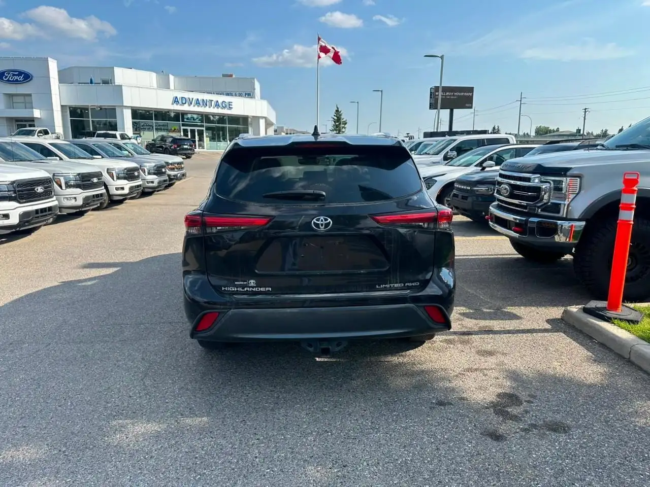 Toyota Highlander снимка Toyota Highlander
