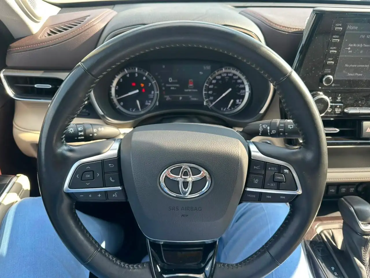 Toyota Highlander снимка Toyota Highlander