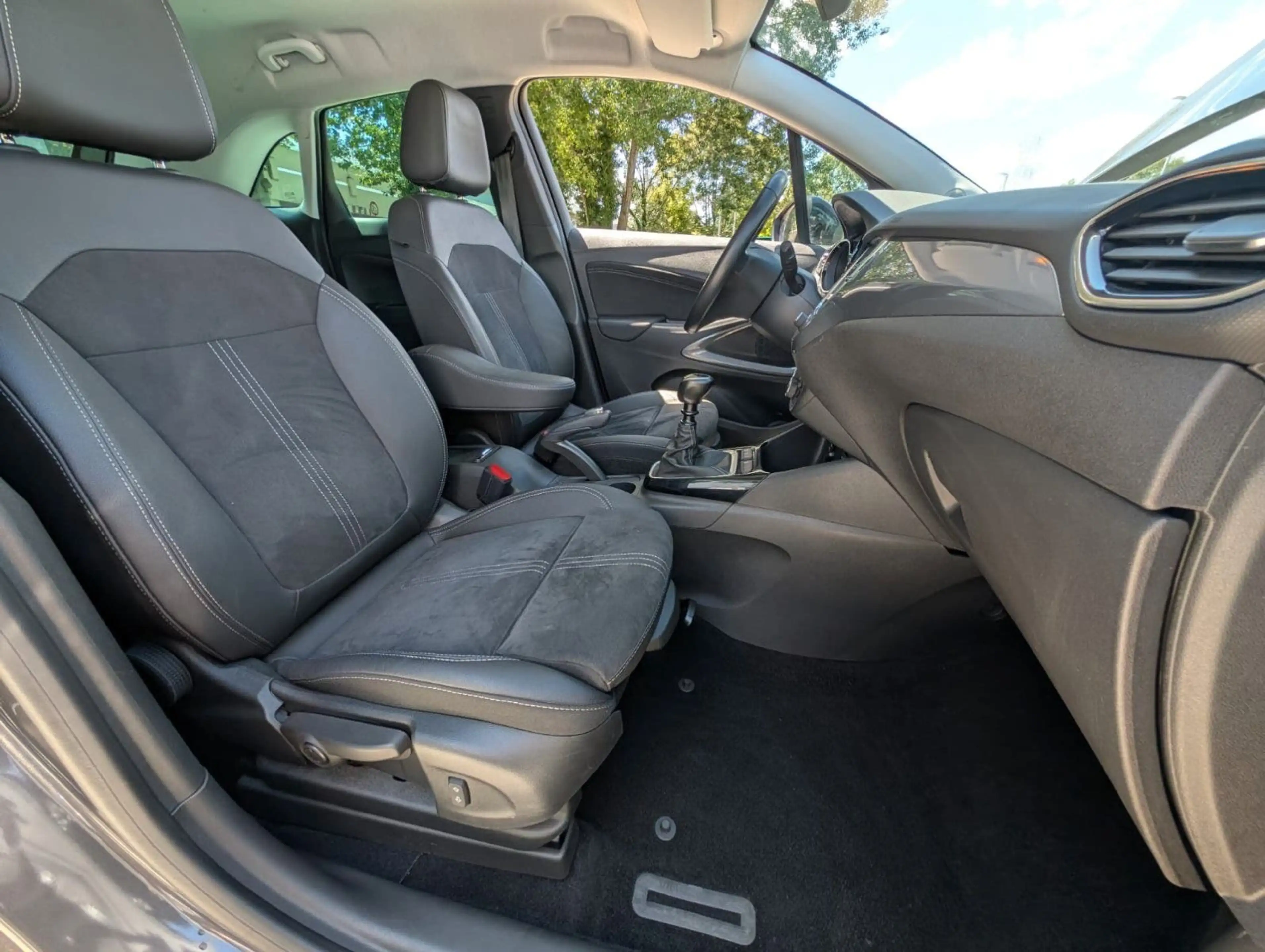 Opel Crossland X Crossland Elegance NAVI. Kamera. AGR. LED — photo 12
