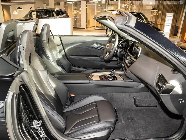 BMW Z4 view 5