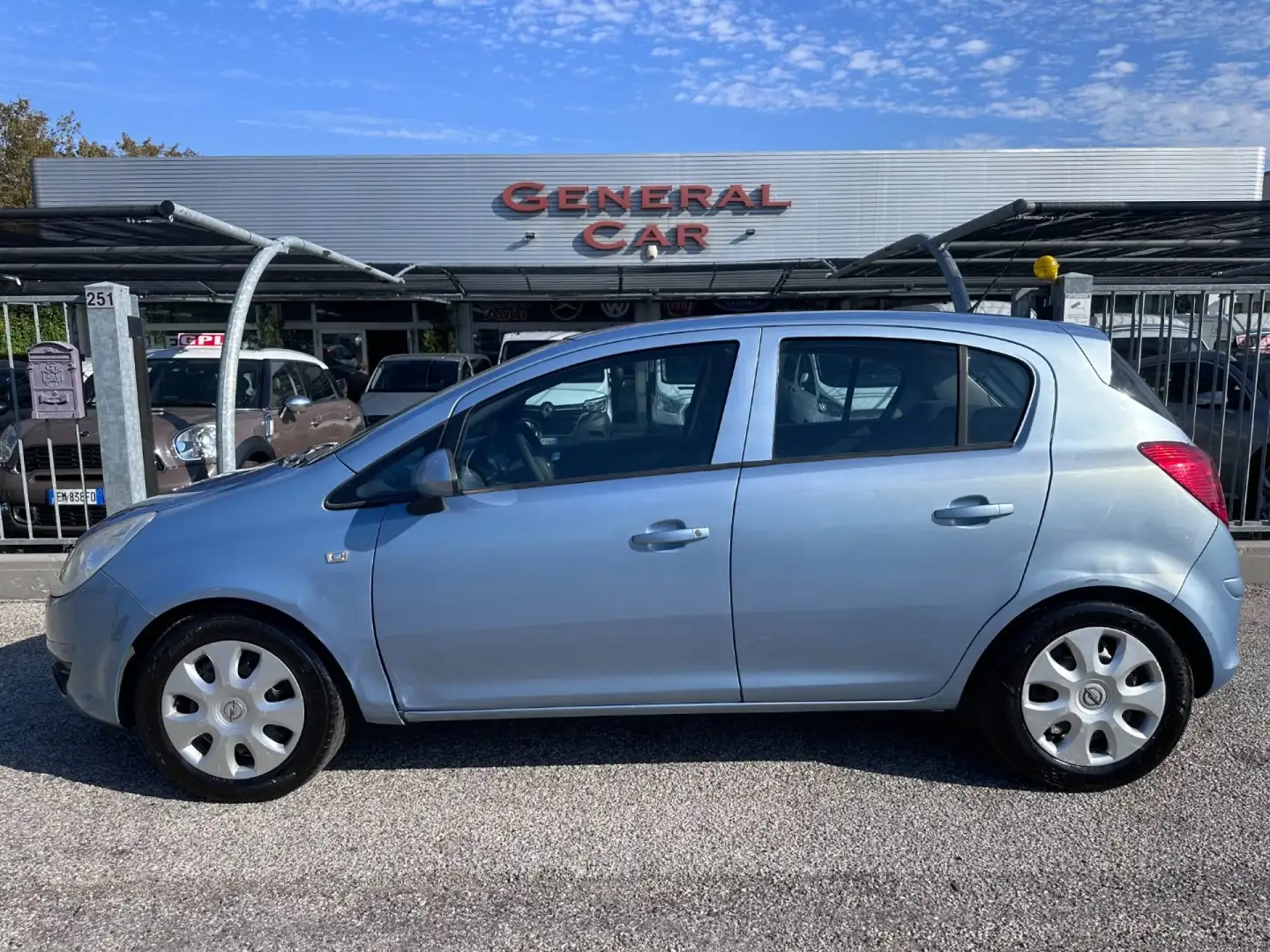 Opel Corsa 1.2 GPL 5 porte Club Blu/Azzurro - 1