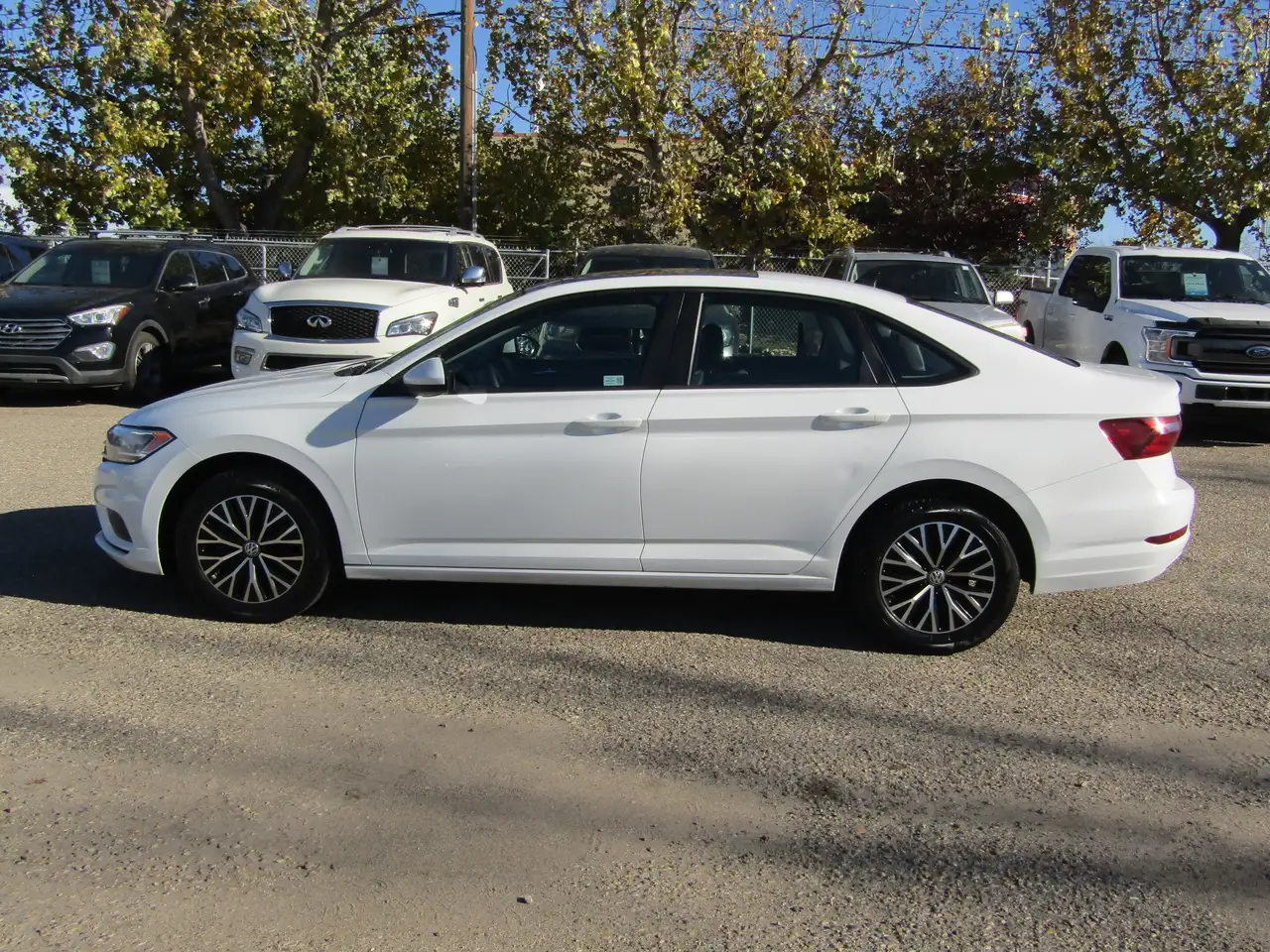 Volkswagen Jetta снимка Volkswagen Jetta