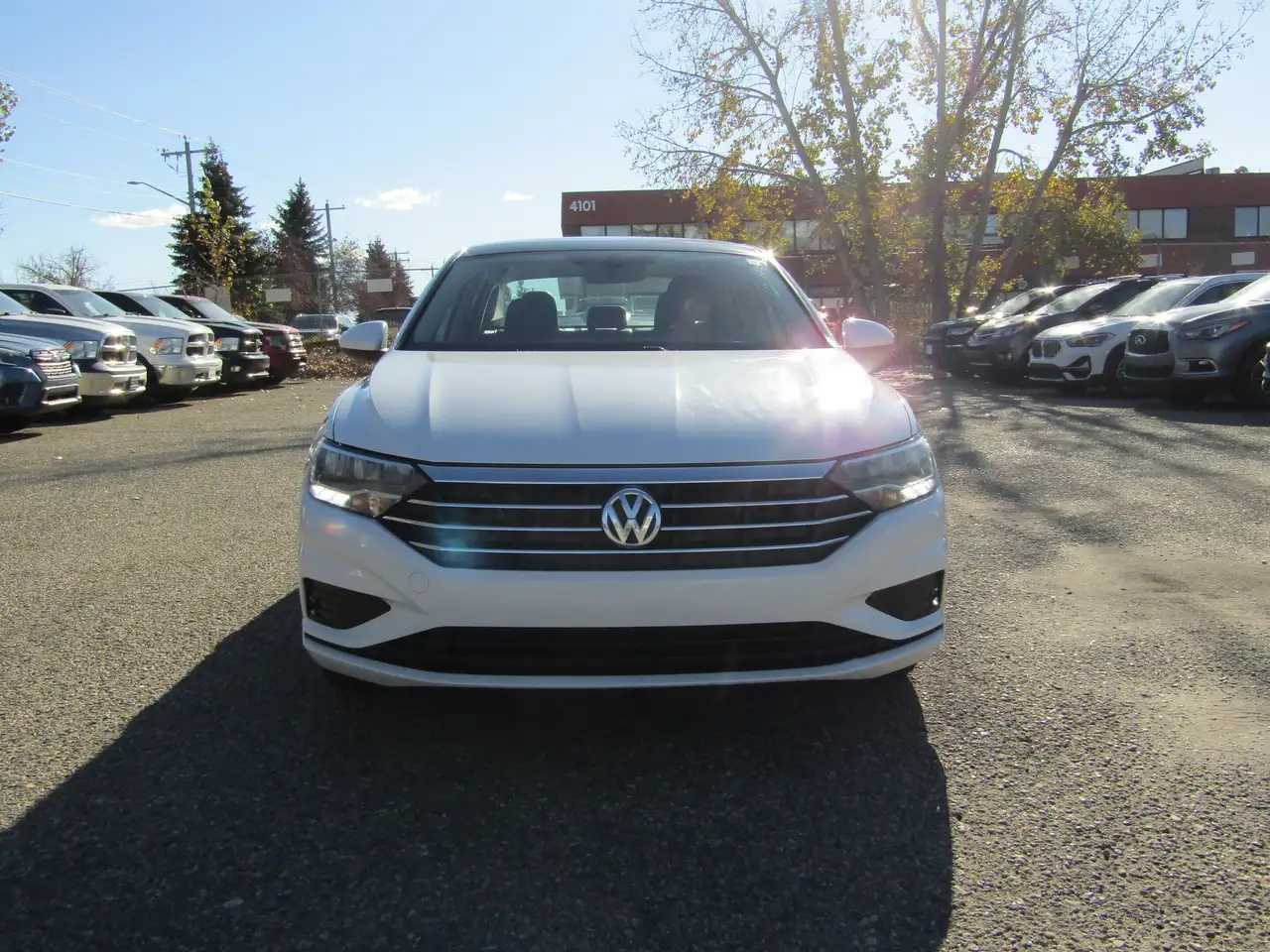 Volkswagen Jetta снимка Volkswagen Jetta