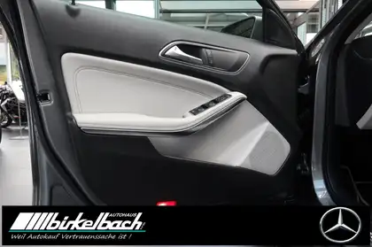 Annonce voiture d'occasion Mercedes-Benz GLA 180 - CARADIZE