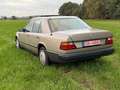 Mercedes-Benz 200 W124 NUR 85Tkm sehr schöner Zustand Aut SD Beige - thumbnail 4