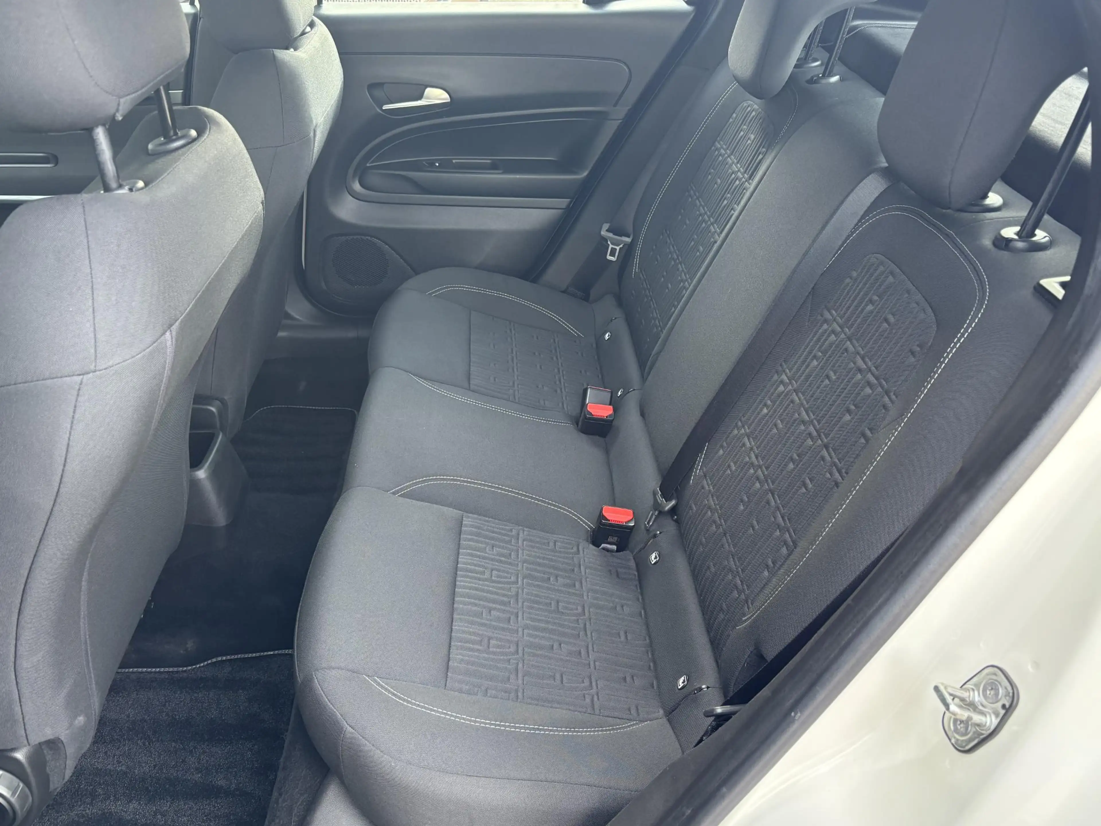 Fiat 600 1.2 Hybrid 110pk Urban Automaat | Airco | AppleCar — photo 11