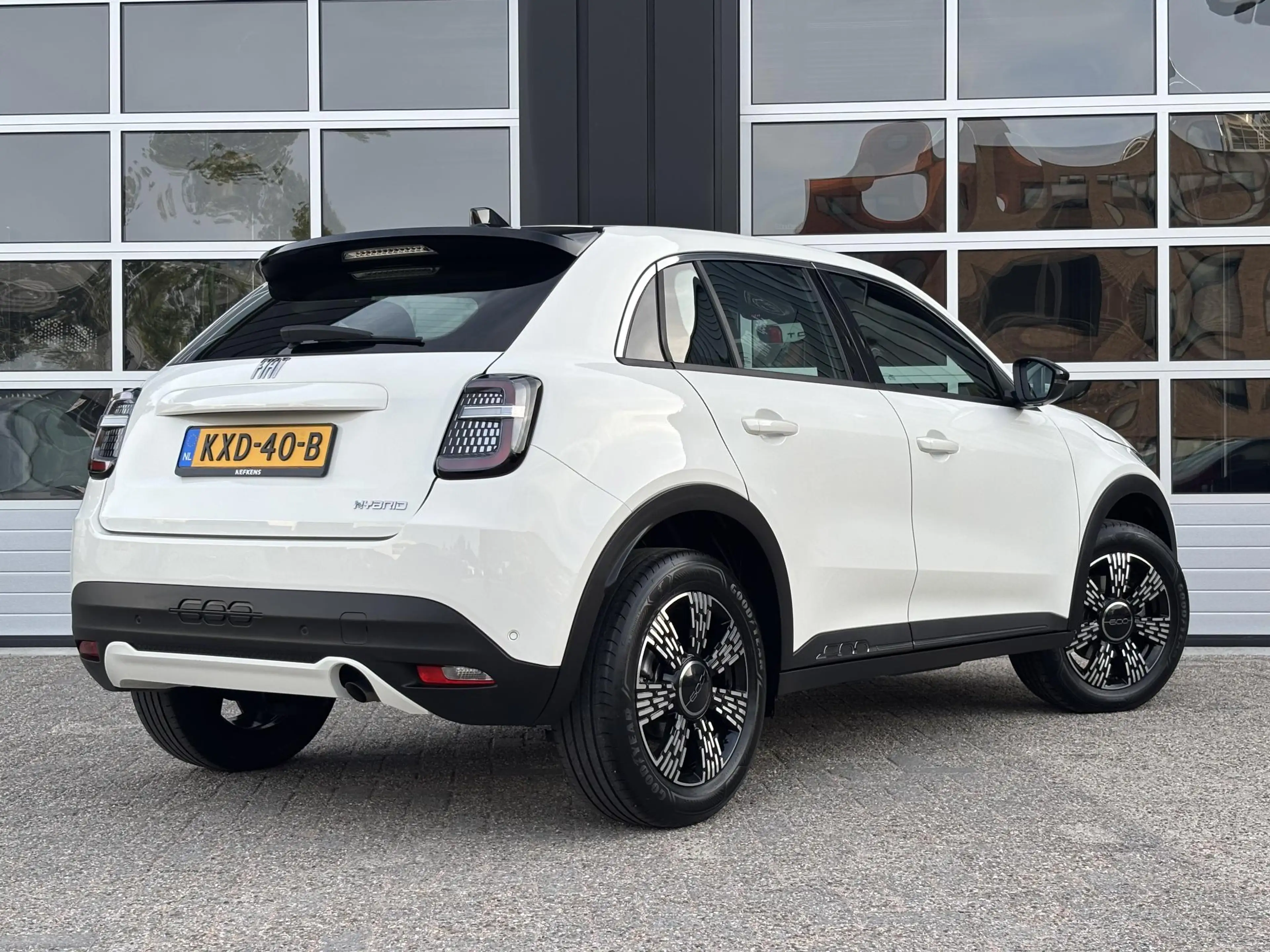Fiat 600 1.2 Hybrid 110pk Urban Automaat | Airco | AppleCar — photo 3