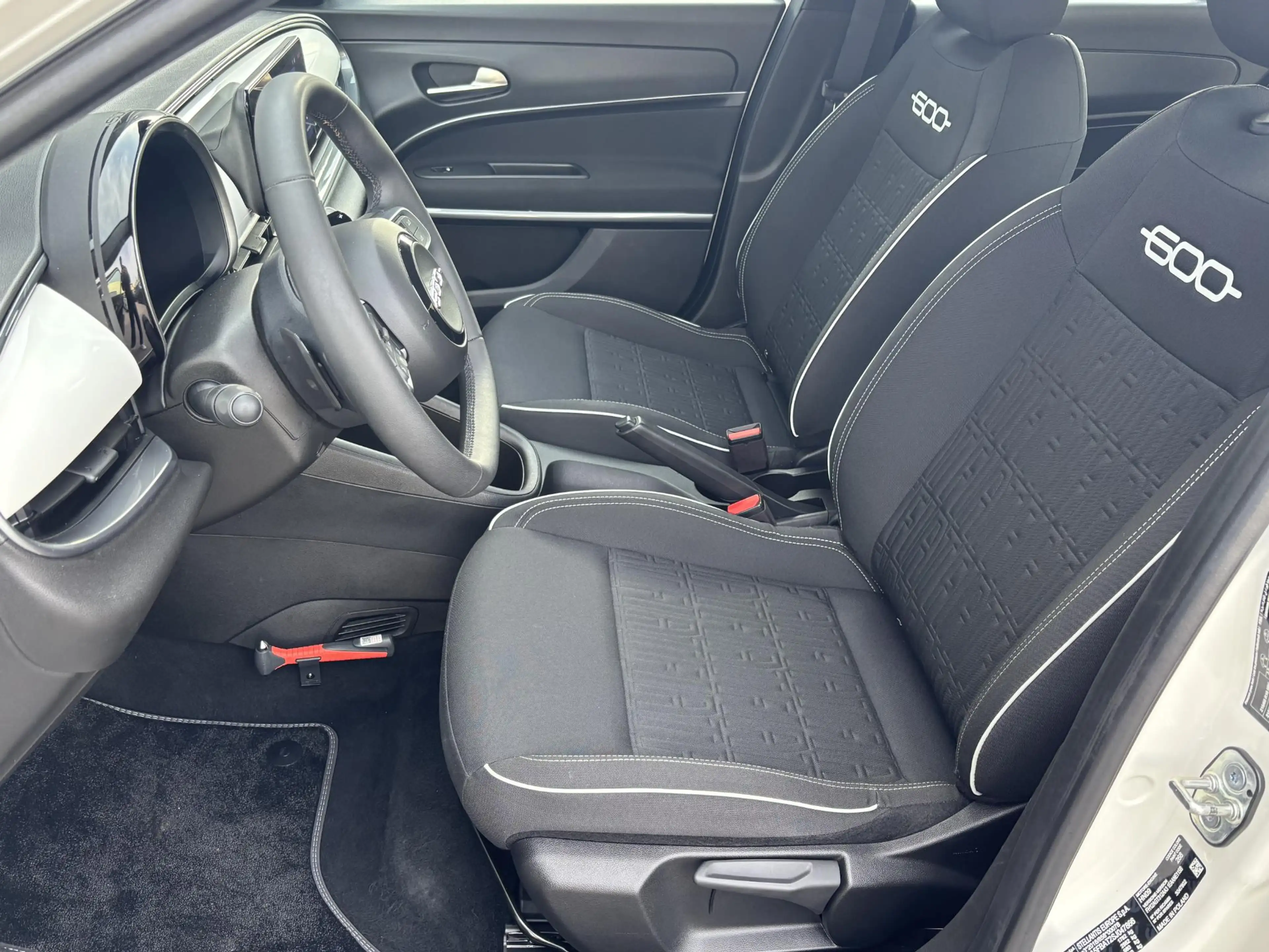 Fiat 600 1.2 Hybrid 110pk Urban Automaat | Airco | AppleCar — photo 10