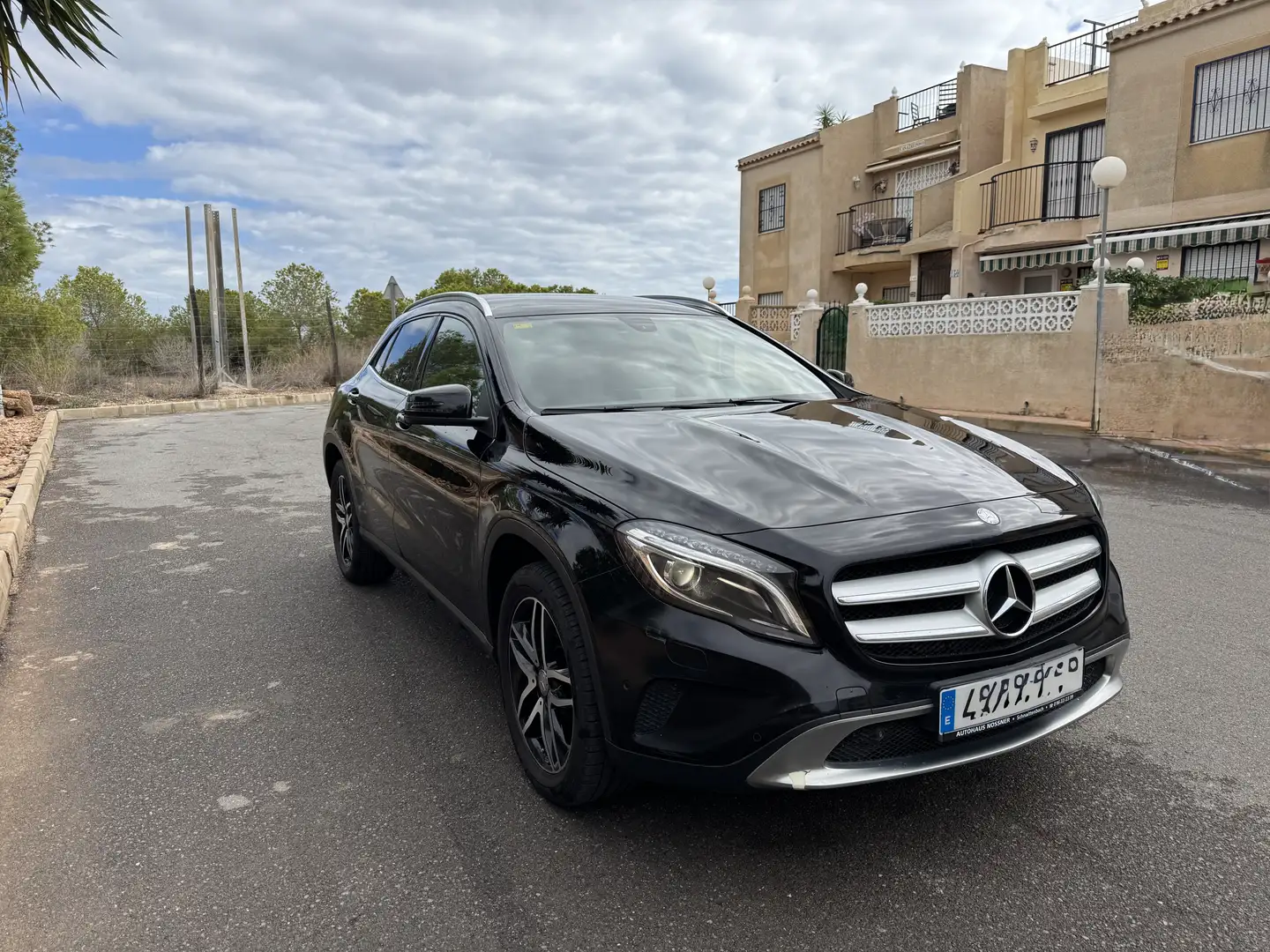 Mercedes-Benz GLA 200 Sport Negro - 2
