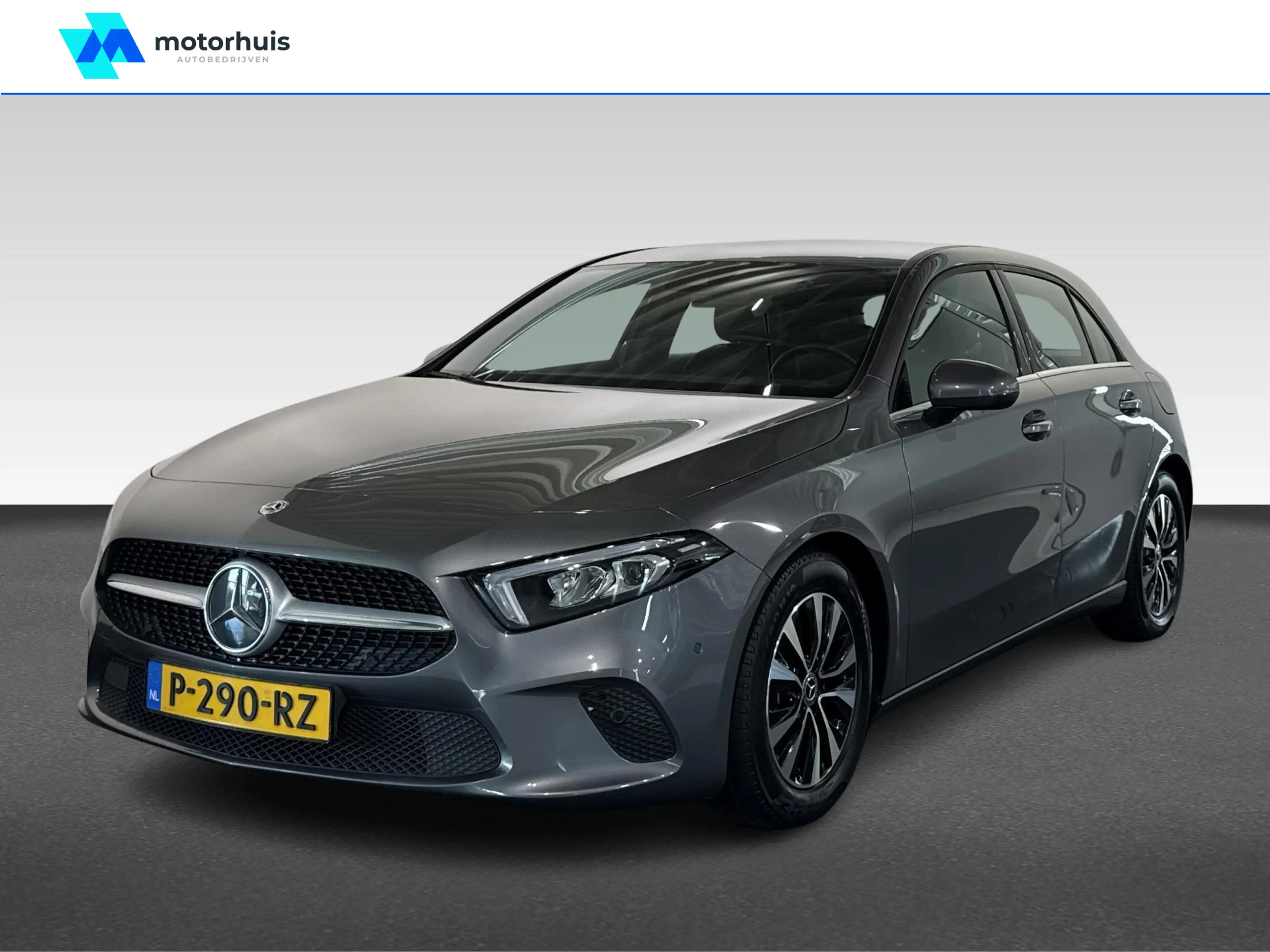 Mercedes-Benz A 180 Business Solution | Achterbank in delen neerklapba