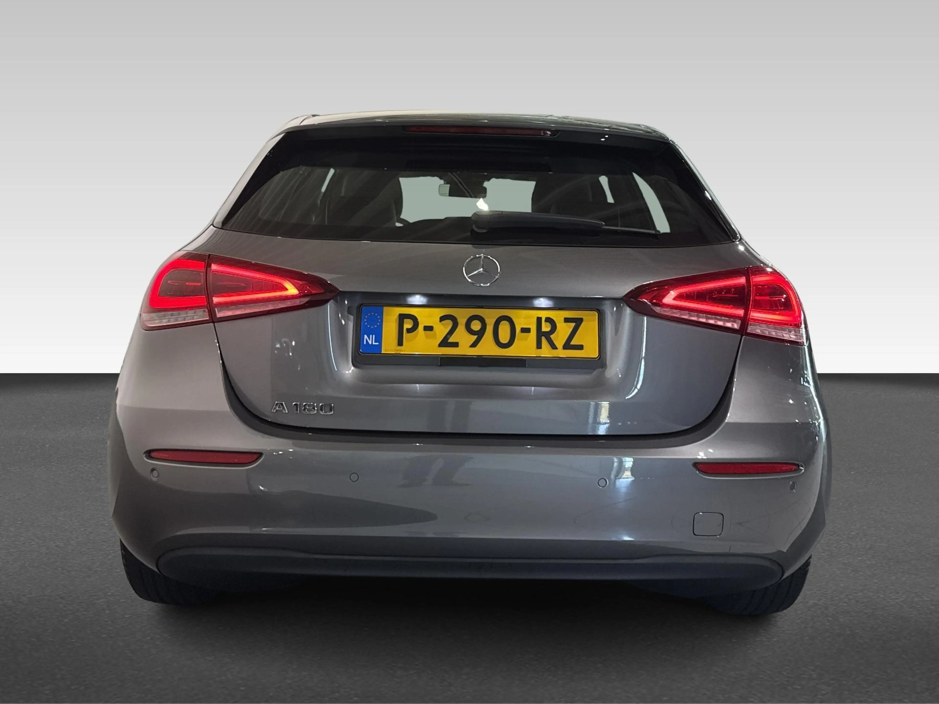 Mercedes-Benz A 180 Business Solution | Achterbank in delen neerklapba — photo 10