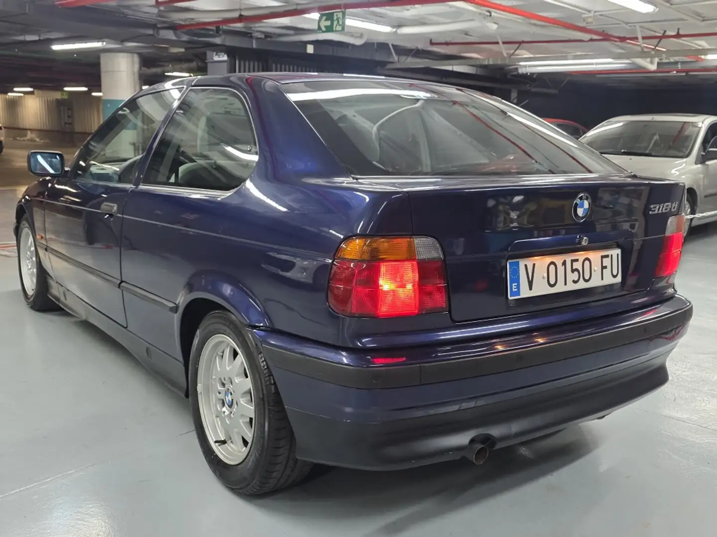 BMW 318 318ti Compact Aut. Bleu - 2