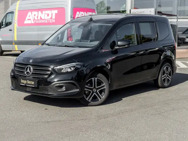 Mercedes-Benz null