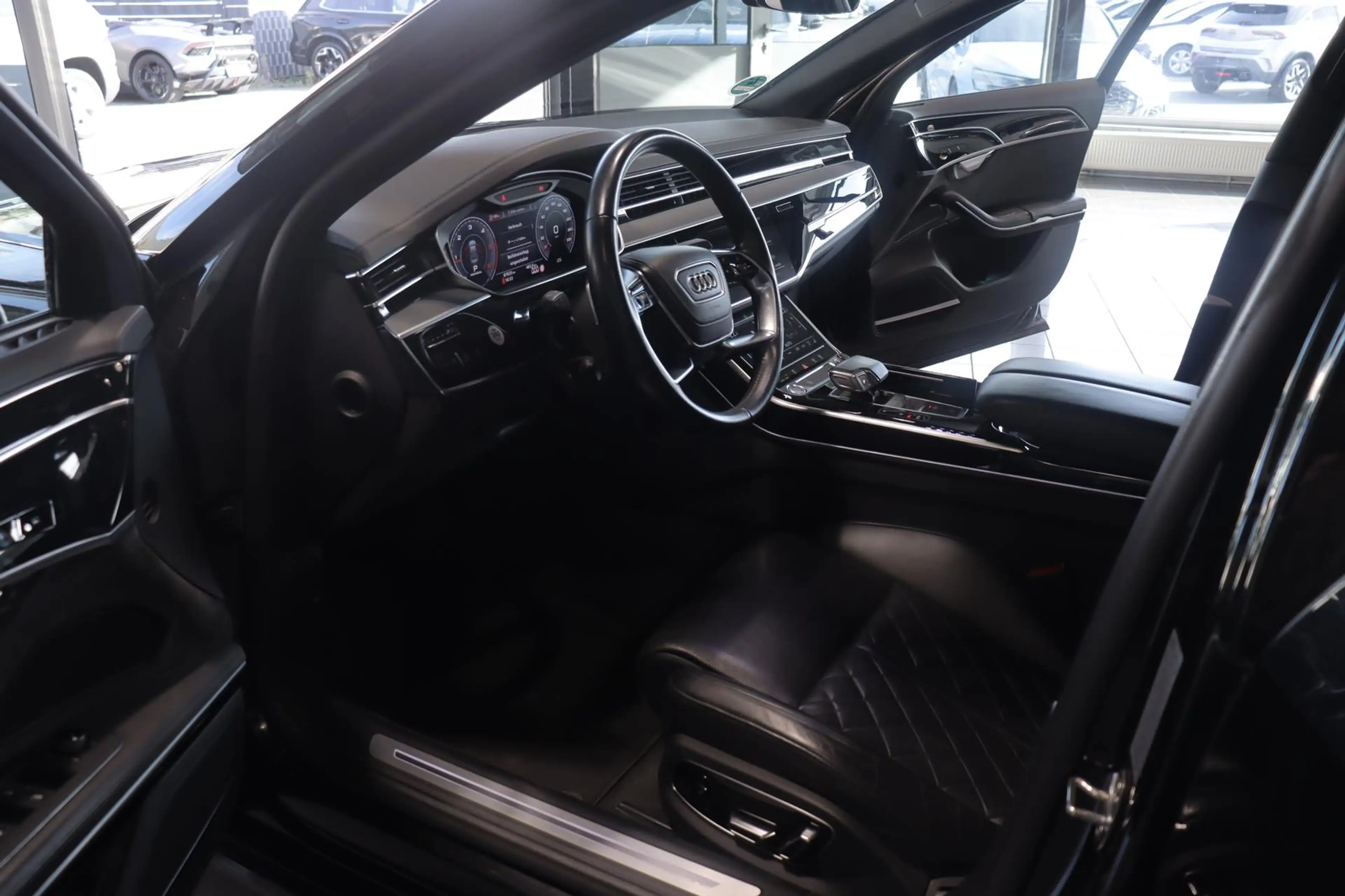 Audi A8 3.0 V6 50 TDI Lang quattro*SPORT*PANORAMA*TV — photo 8