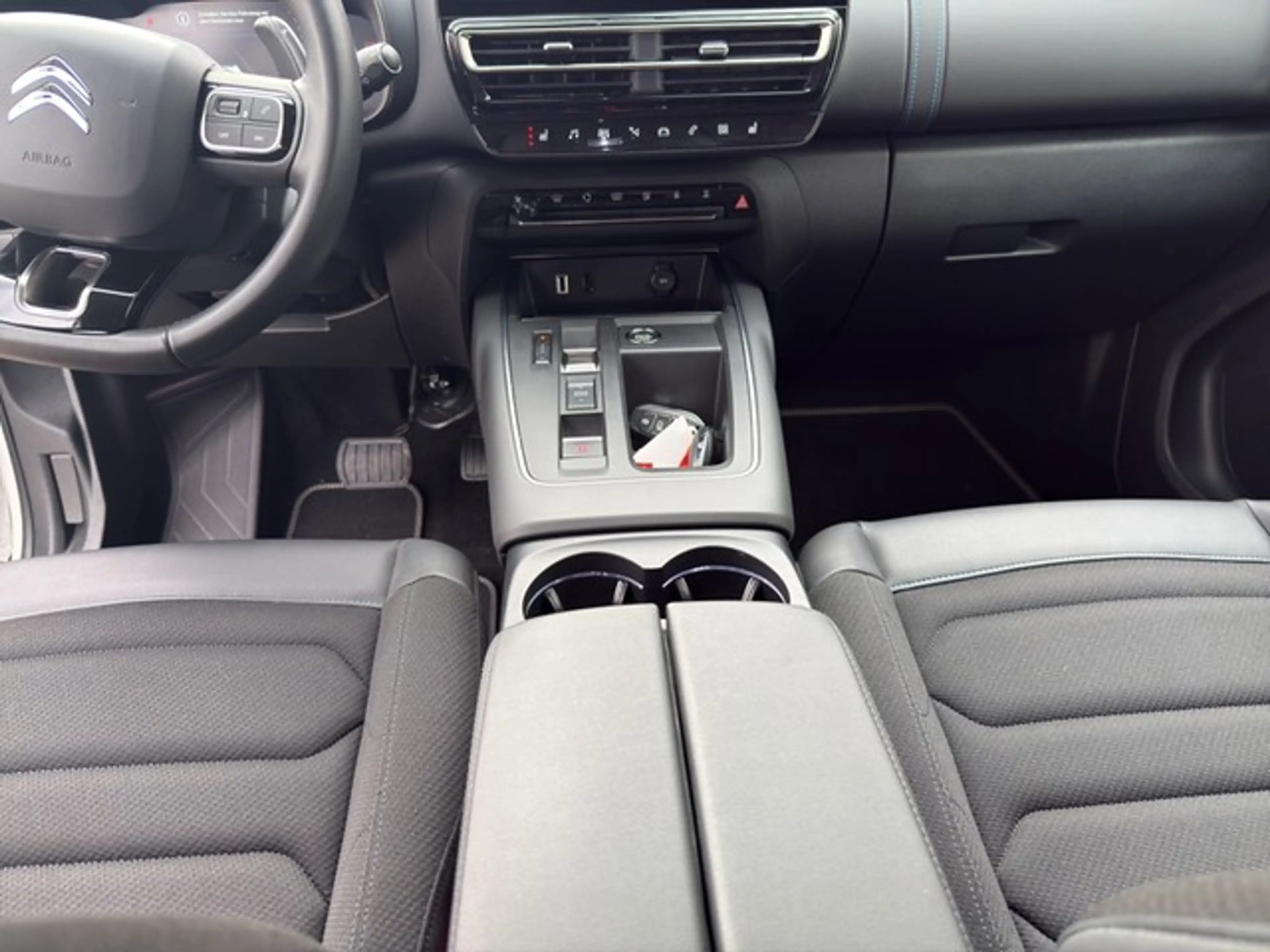 Citroen C5 Aircross C-Series EAT8 ALLWETTER SHZ PDC KAMERA NAVI — photo 11