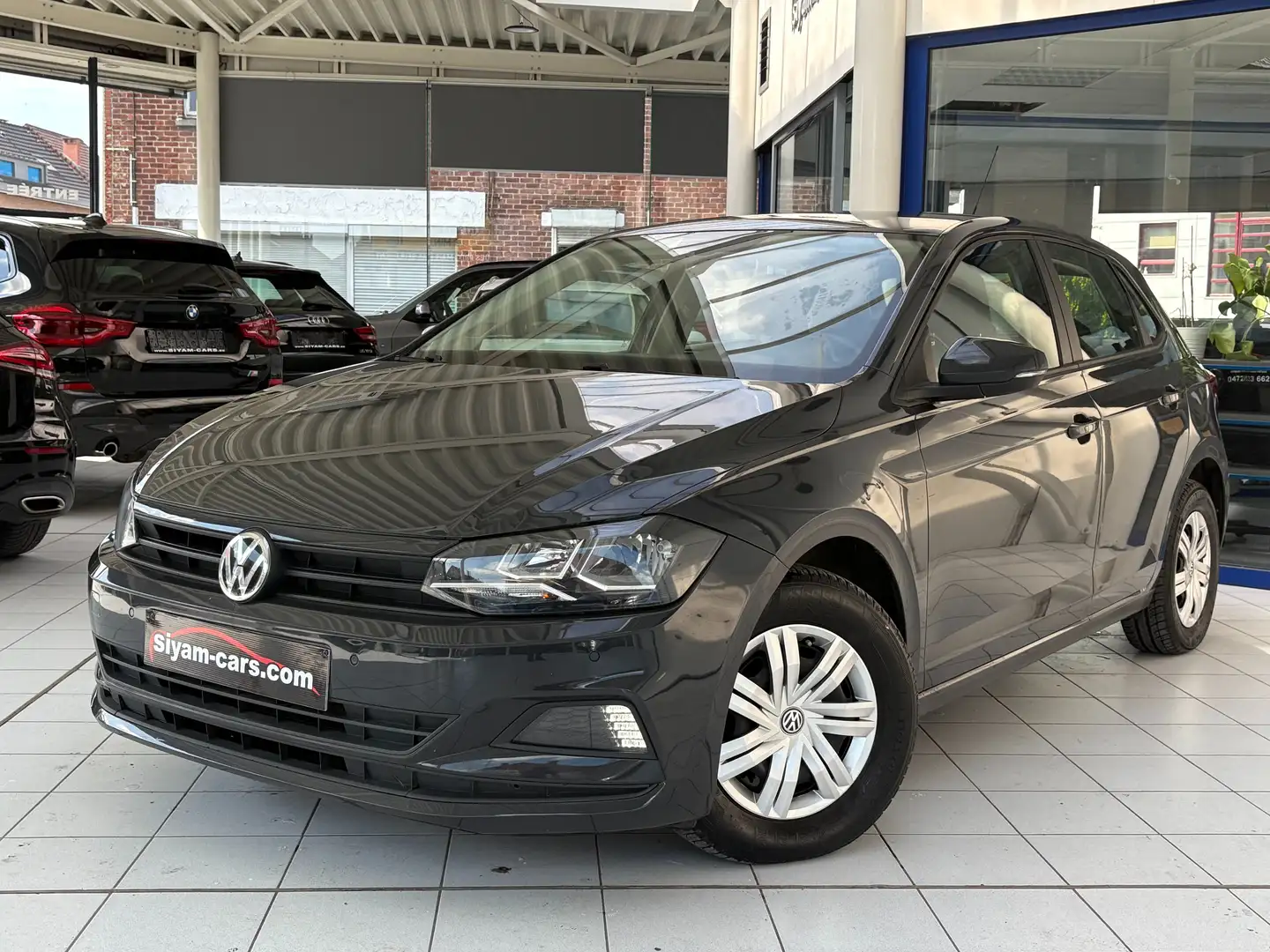 Volkswagen Polo 1.0i *PDC * CLIM * 5 PORTES * 1ER PROP * Gris - 1