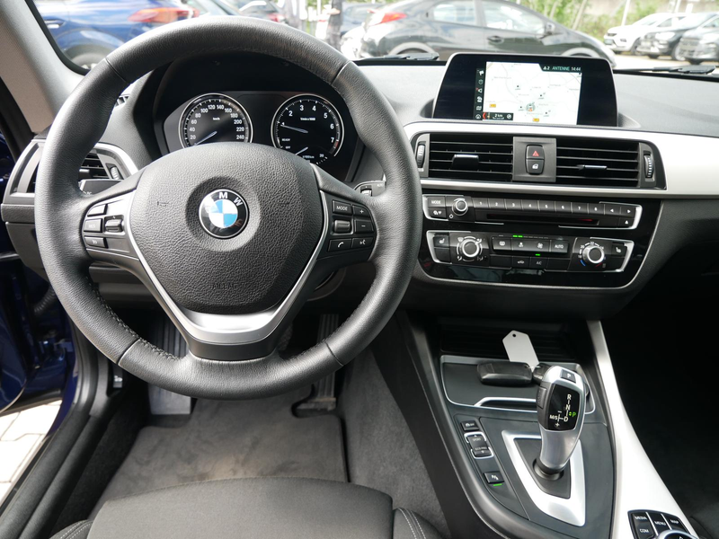 BMW 118 BMW 118 i Advantage SHZ+NAVI+LED — photo 13