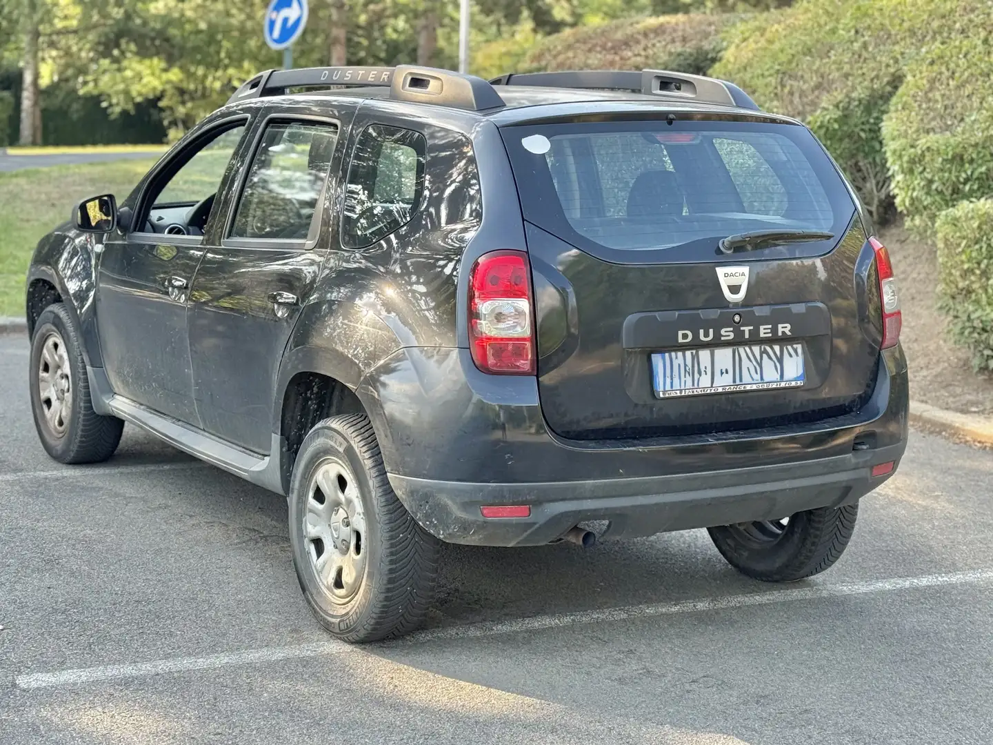 Dacia Duster 1.5dCi Prestige GPS CLIM ROULE TRES BIENS - 2