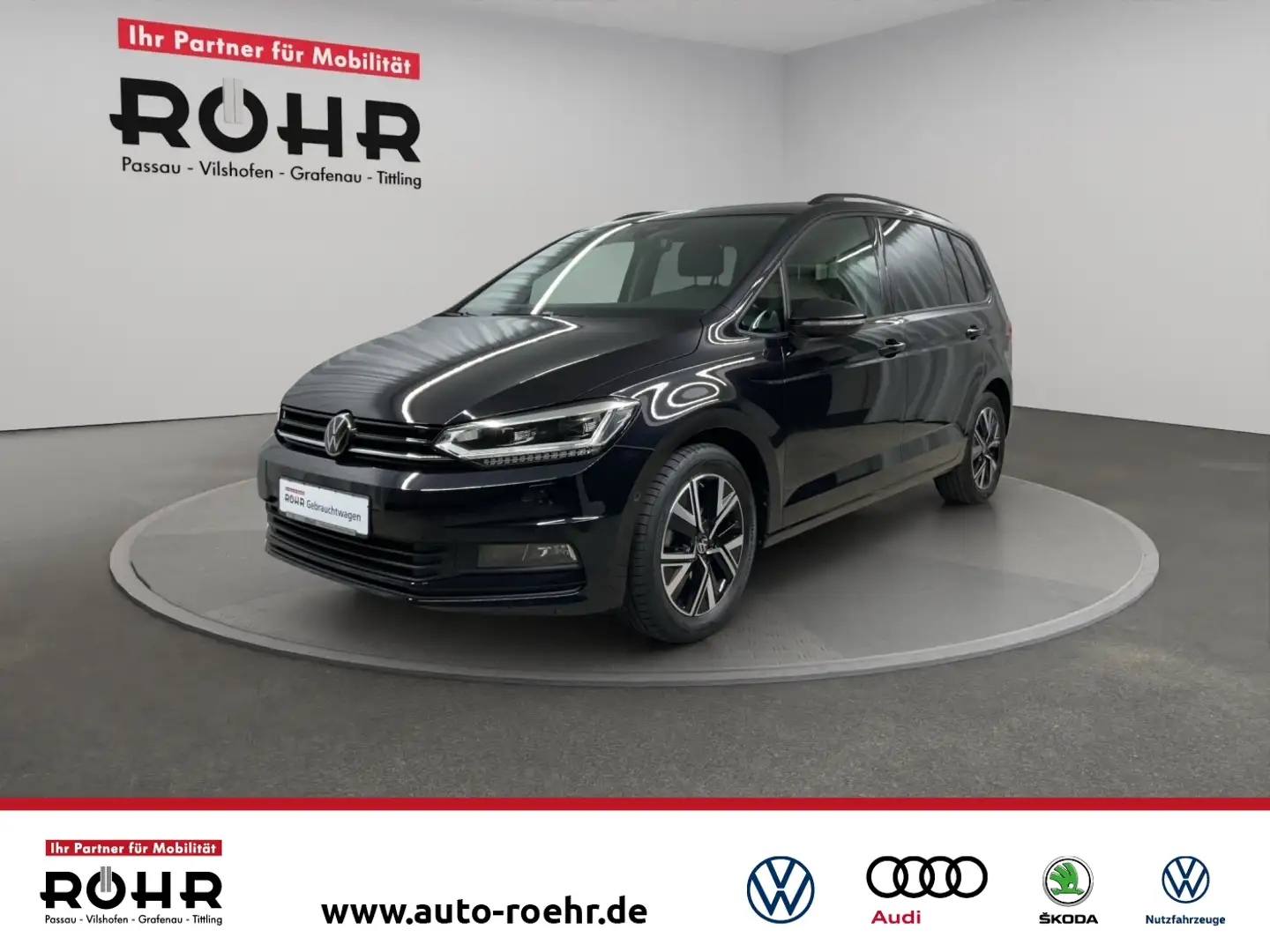 Volkswagen Touran Highline (7 Sitze.Kamera.Navi.ParkAssist) 1.5 TSI Schwarz - 1