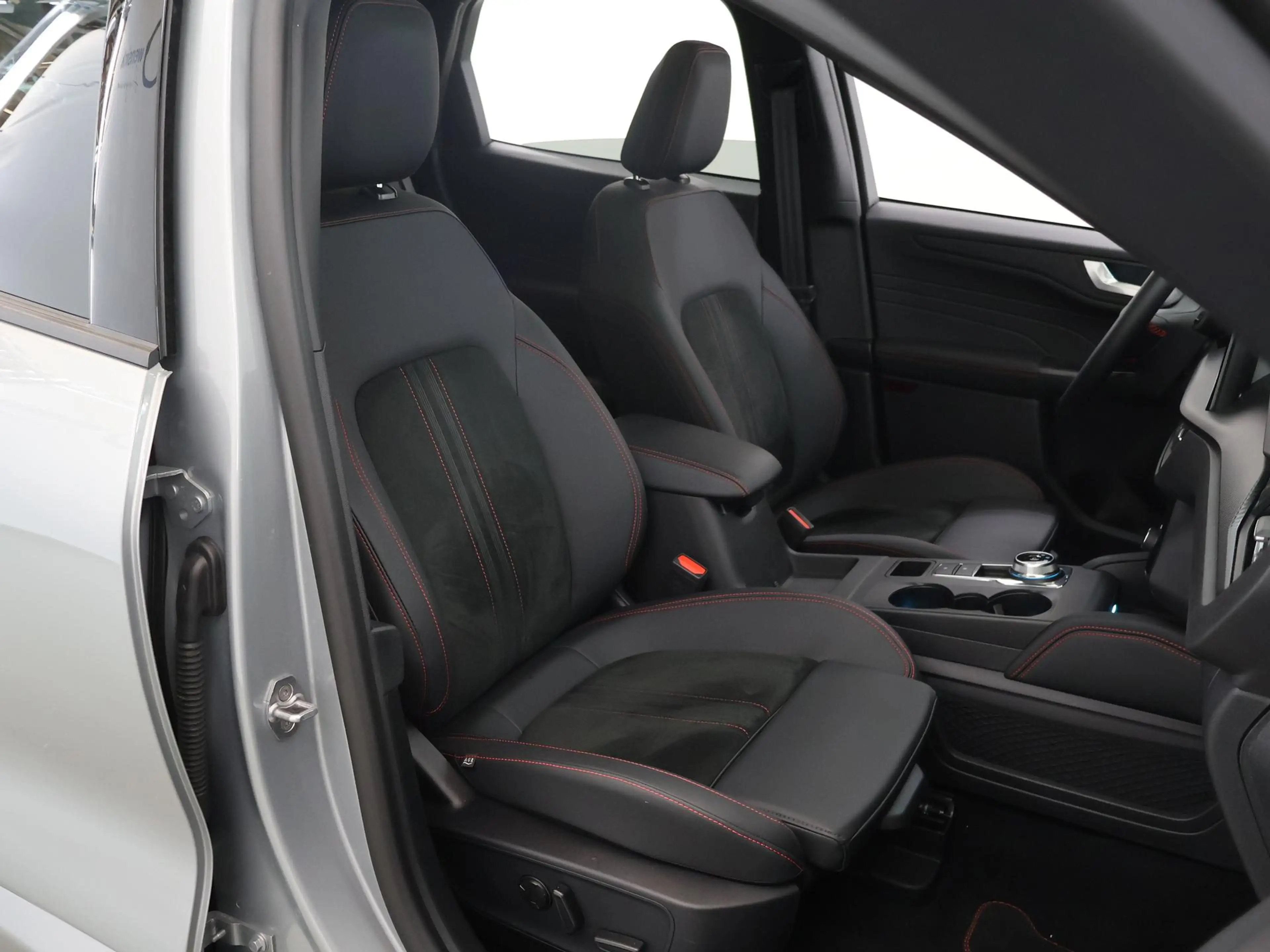 Ford Kuga 2.5 PHEV ST-Line X Black Pack | Panoramadak | Wint — photo 10
