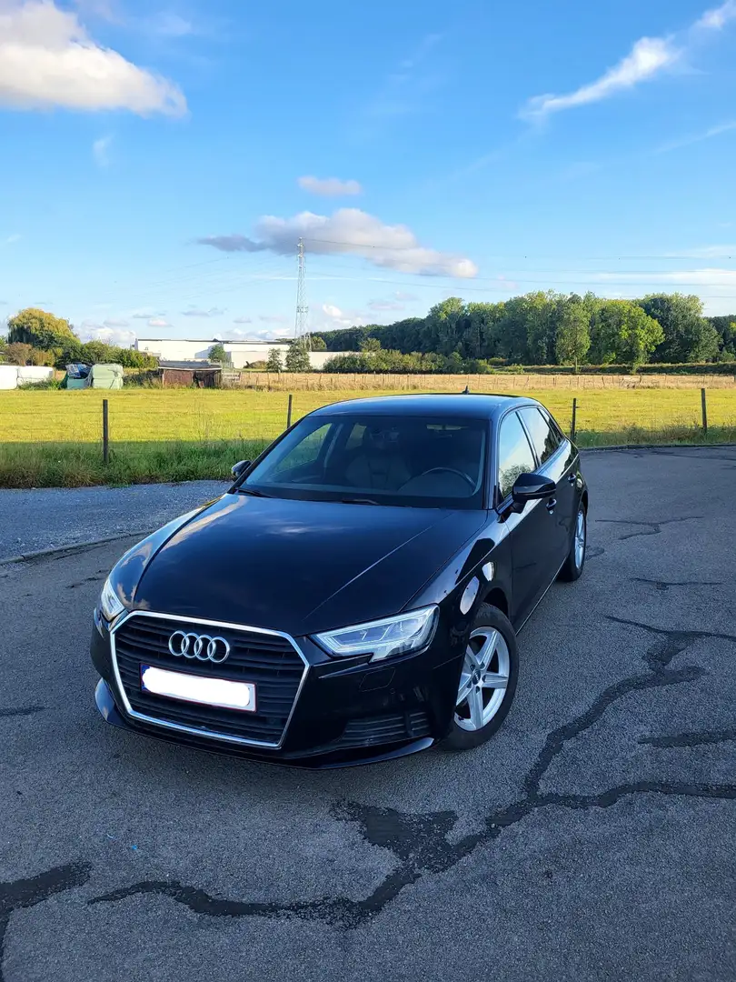 Audi A3 1.0 TFSI sport Zwart - 1