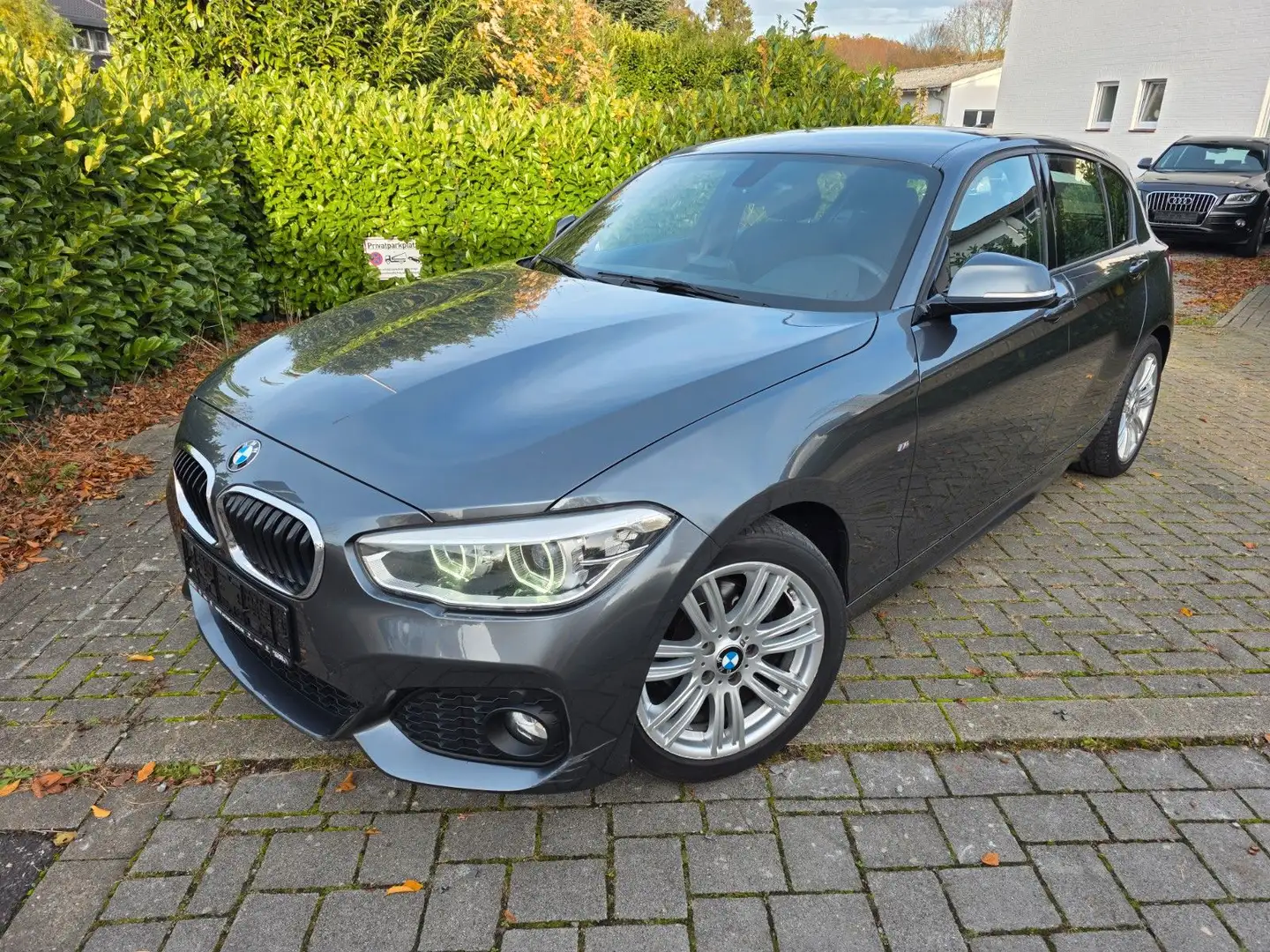 BMW 118 i M Sport Aut. Xenon Alcantara Grau - 1