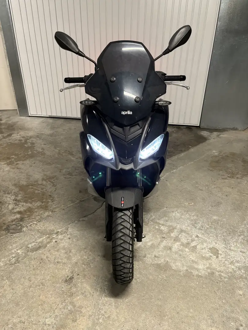 Aprilia SR GT 125 - 2