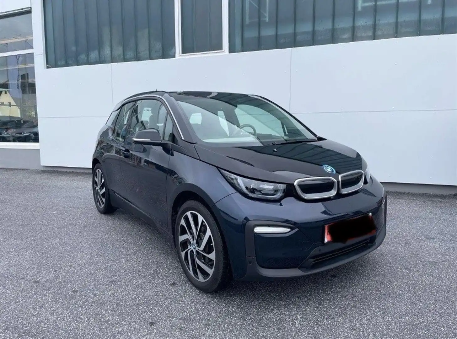 BMW i3 42,2kWh Blau - 1